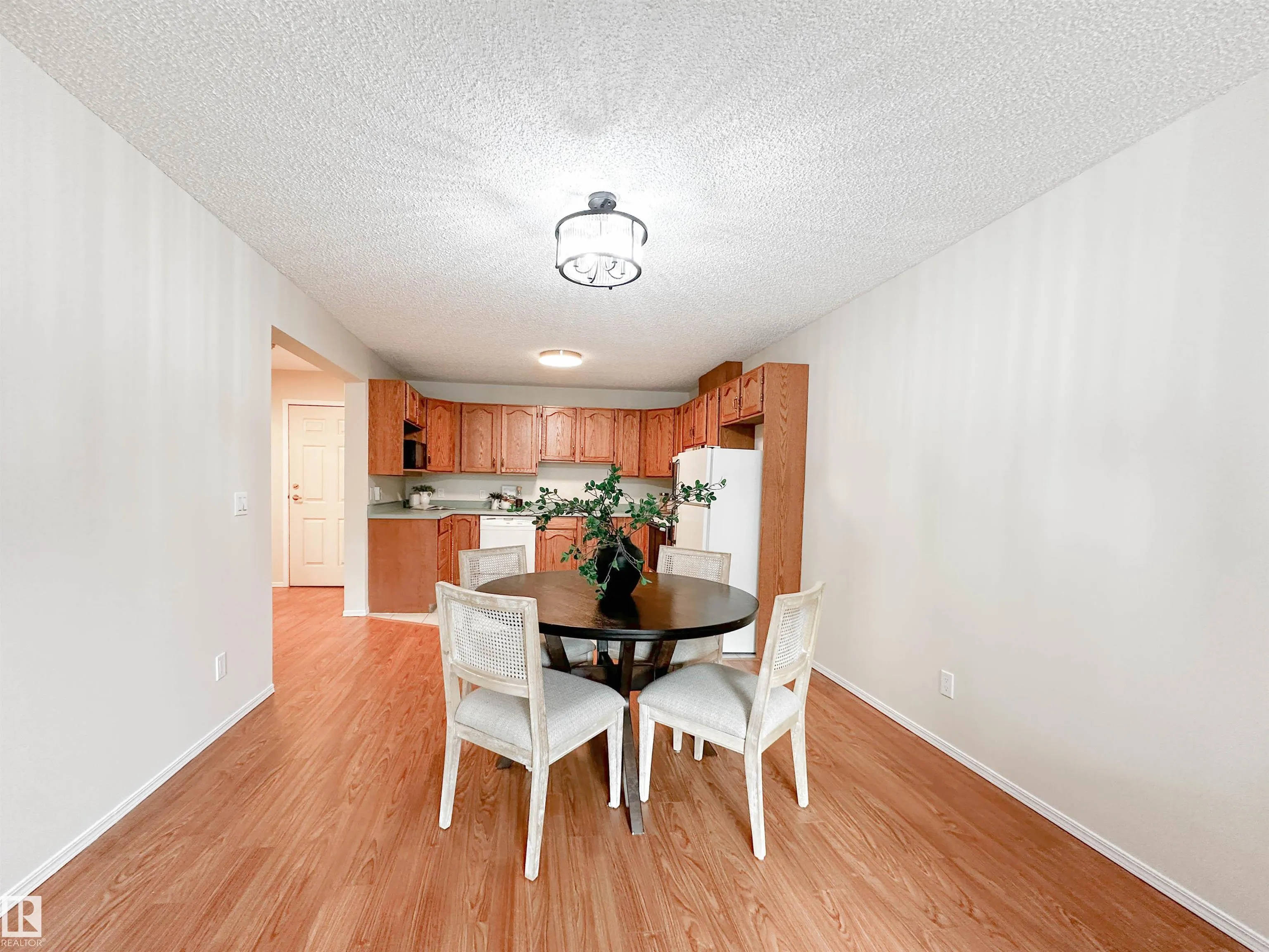 52 ST MICHAEL Street