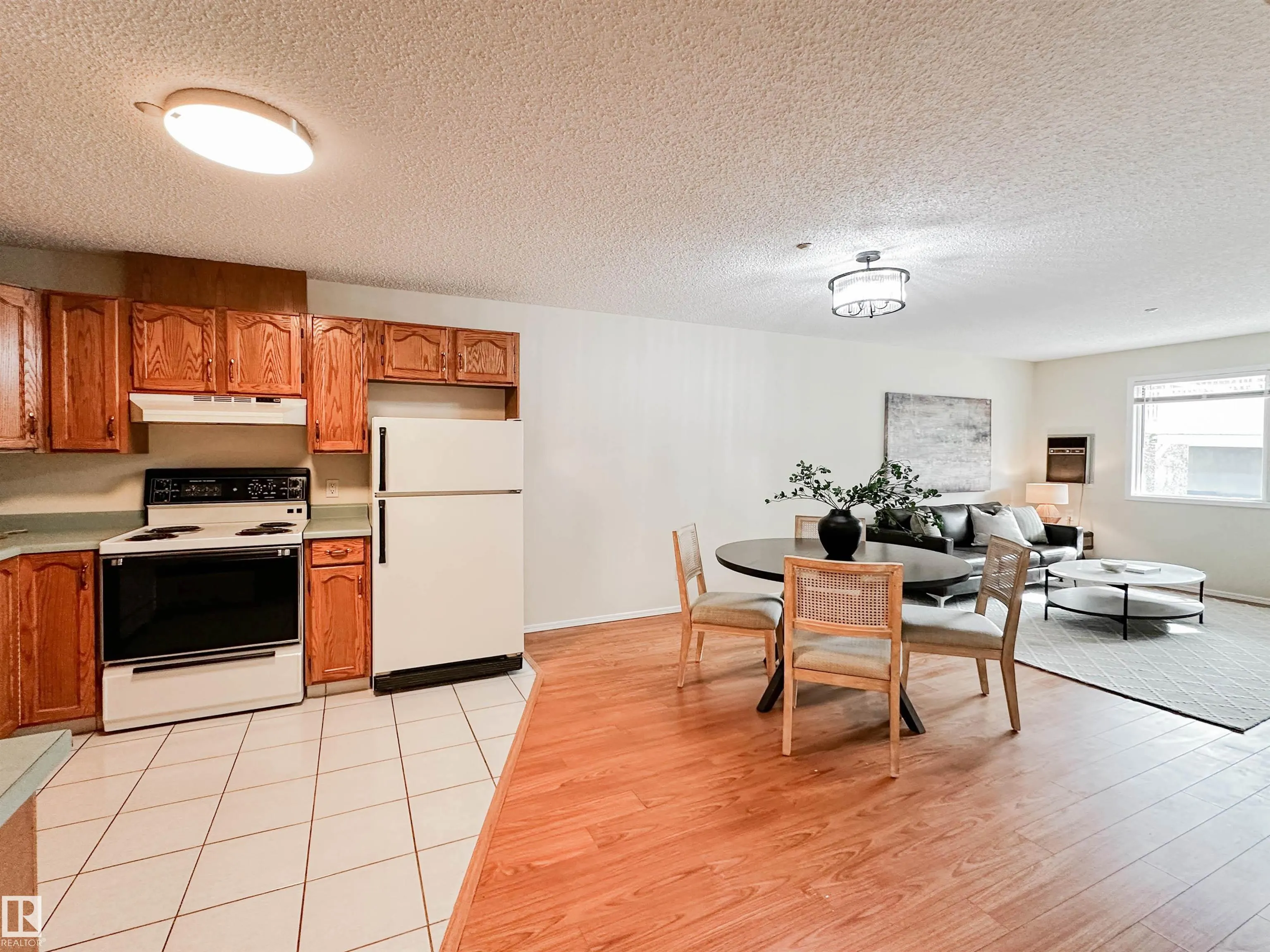 52 ST MICHAEL Street