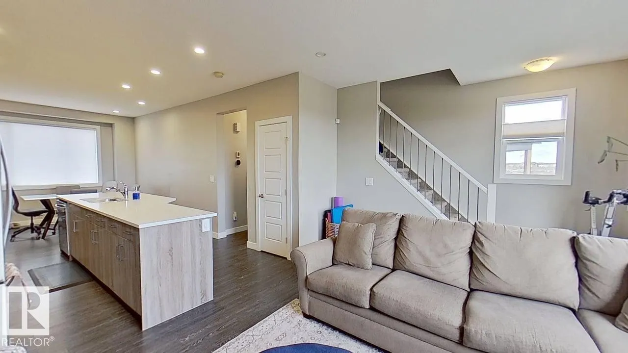 16903 68 Street