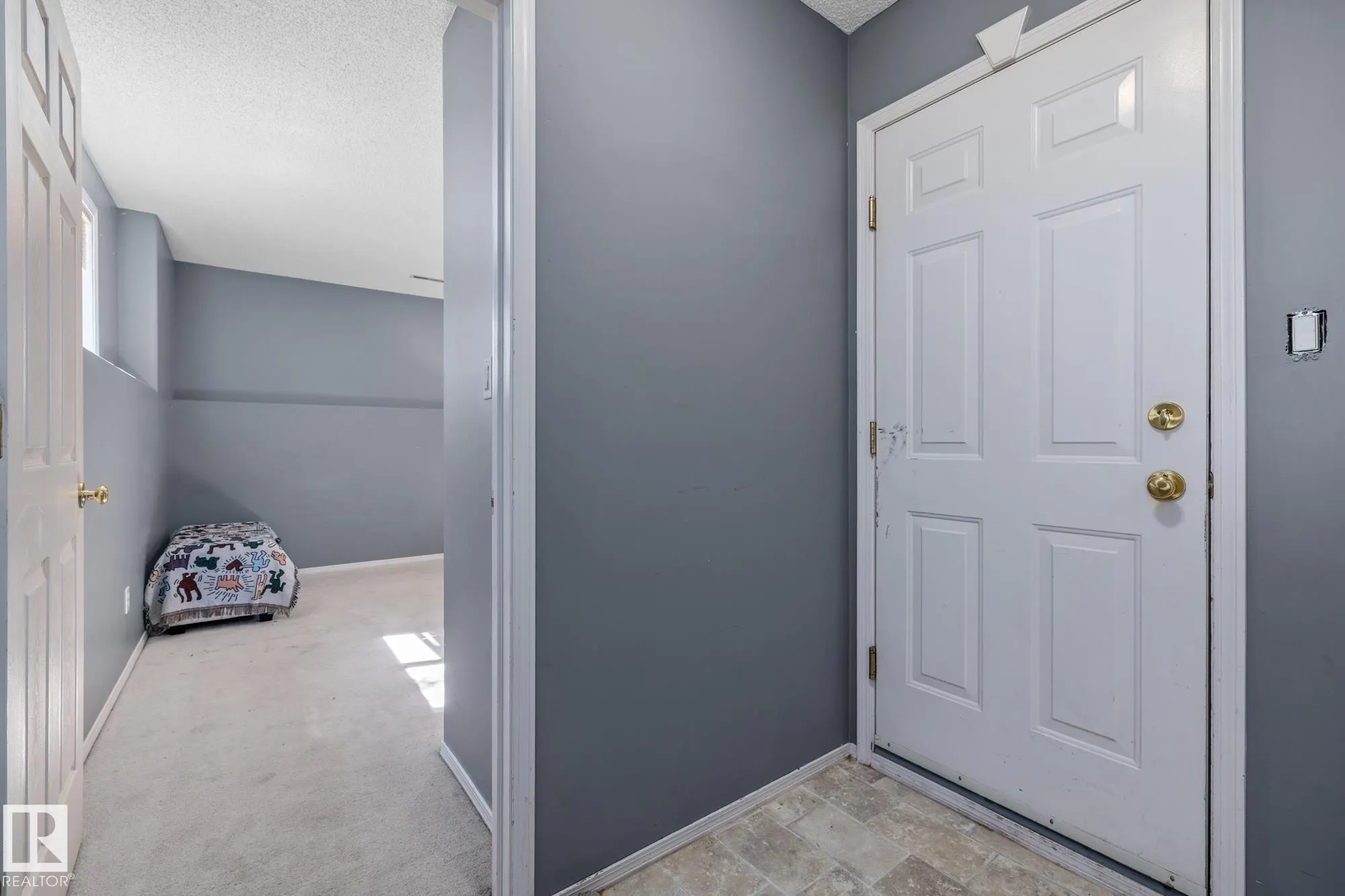 1237 CARTER CREST Road