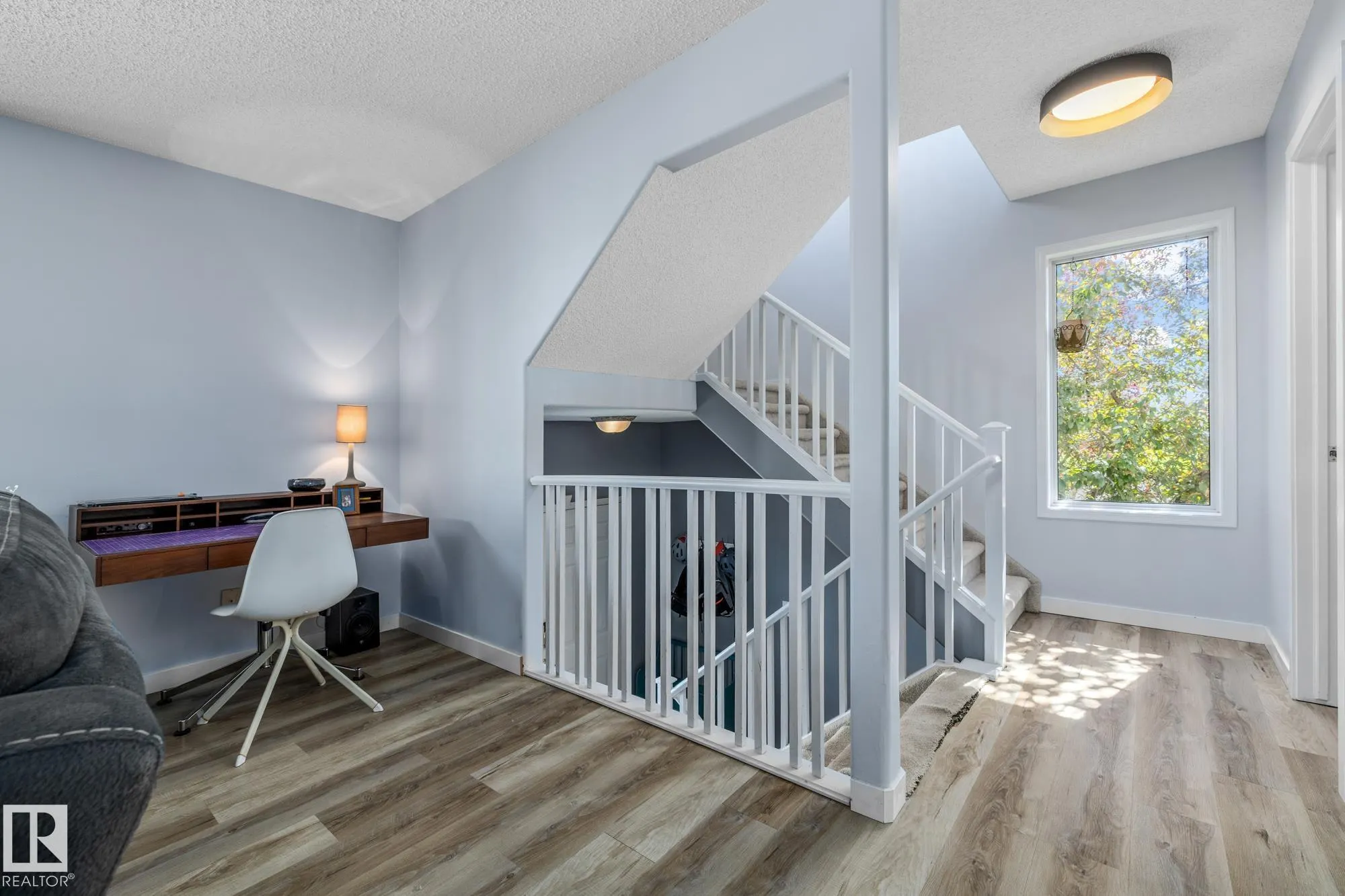 1237 CARTER CREST Road