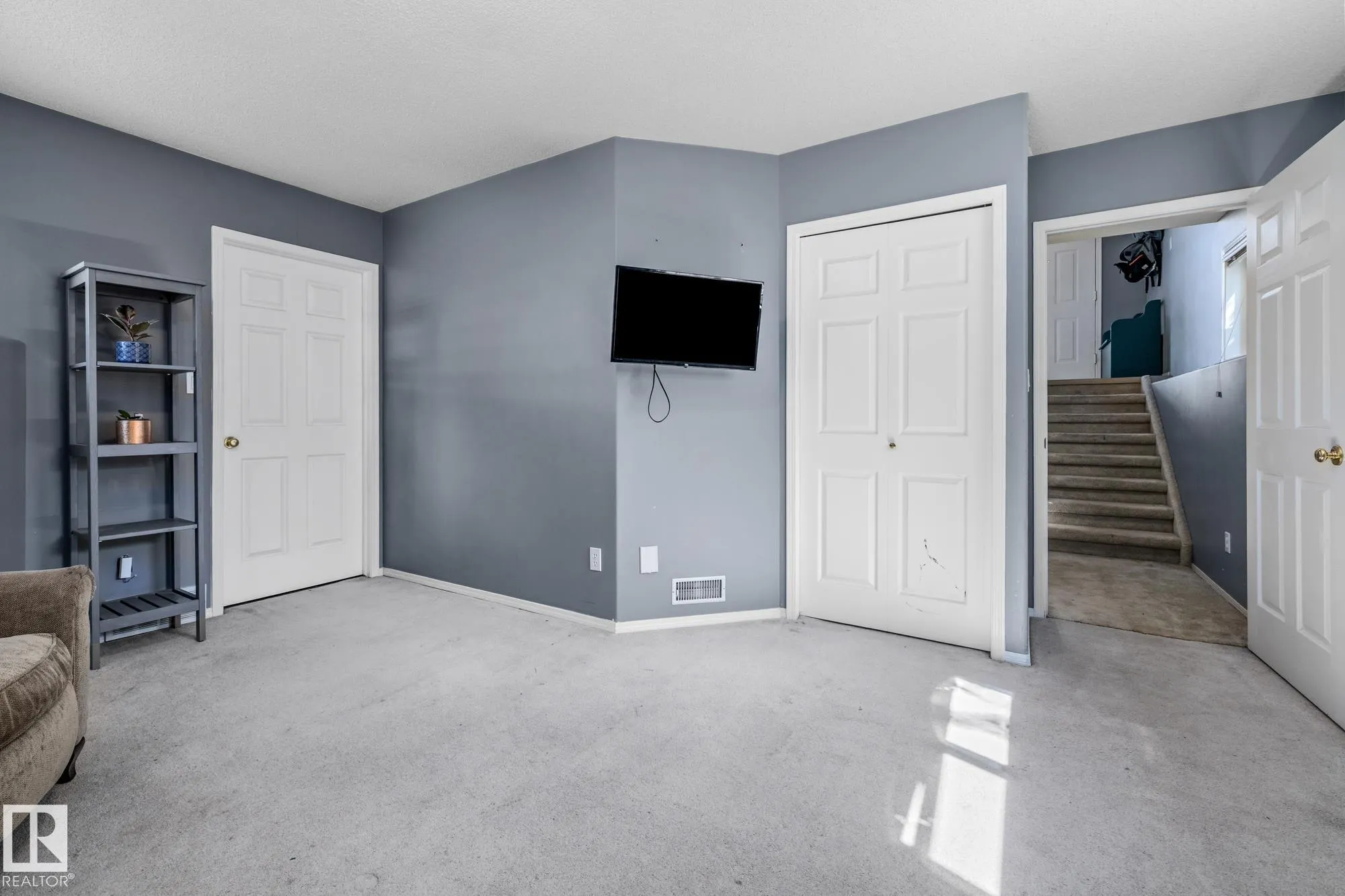 1237 CARTER CREST Road