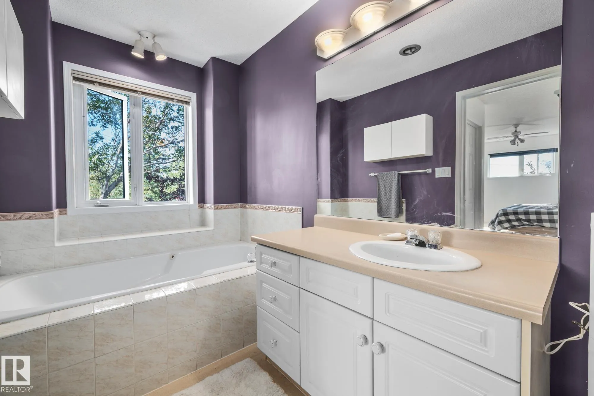 1237 CARTER CREST Road