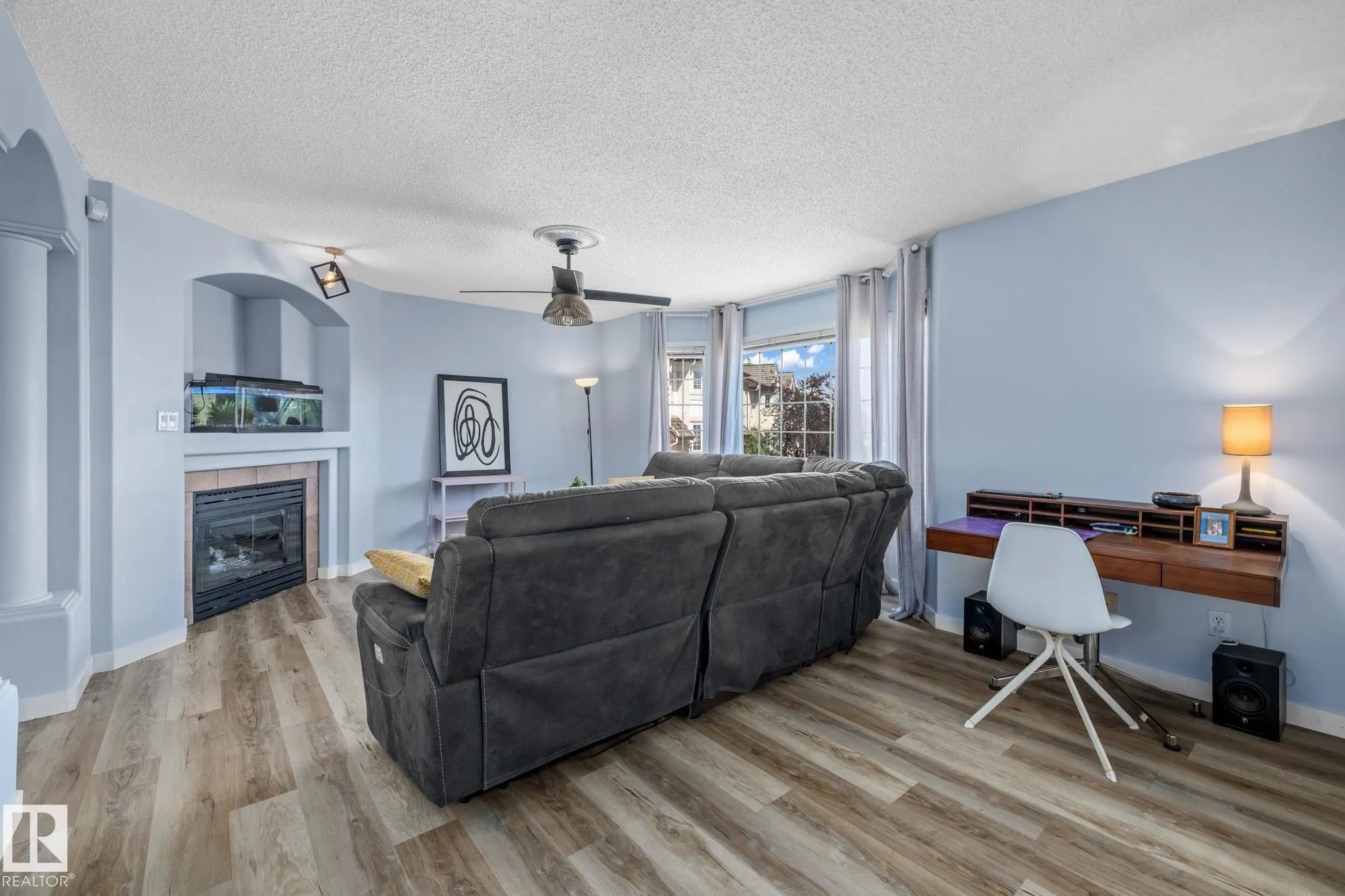 1237 CARTER CREST Road