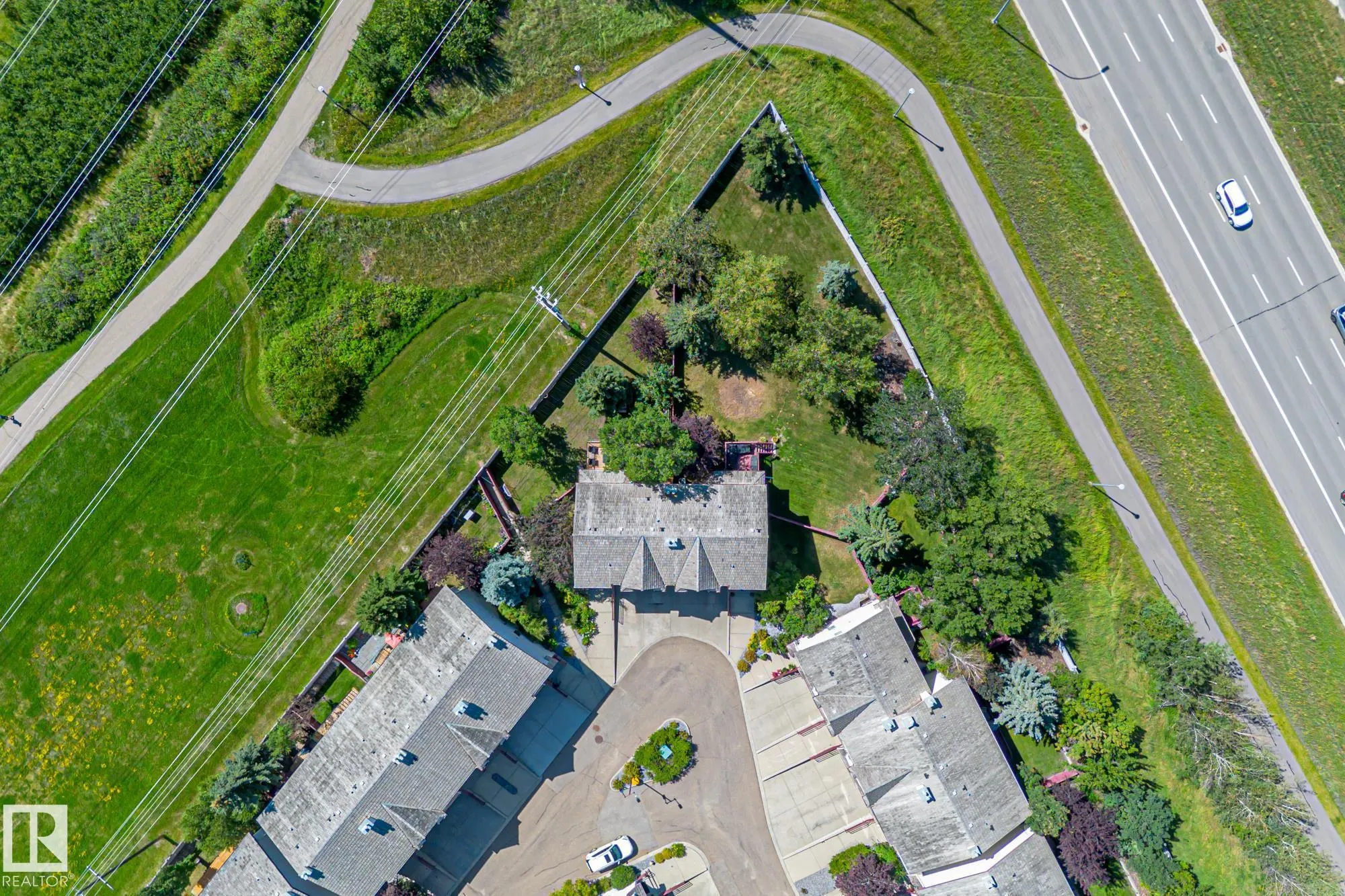 1237 CARTER CREST Road