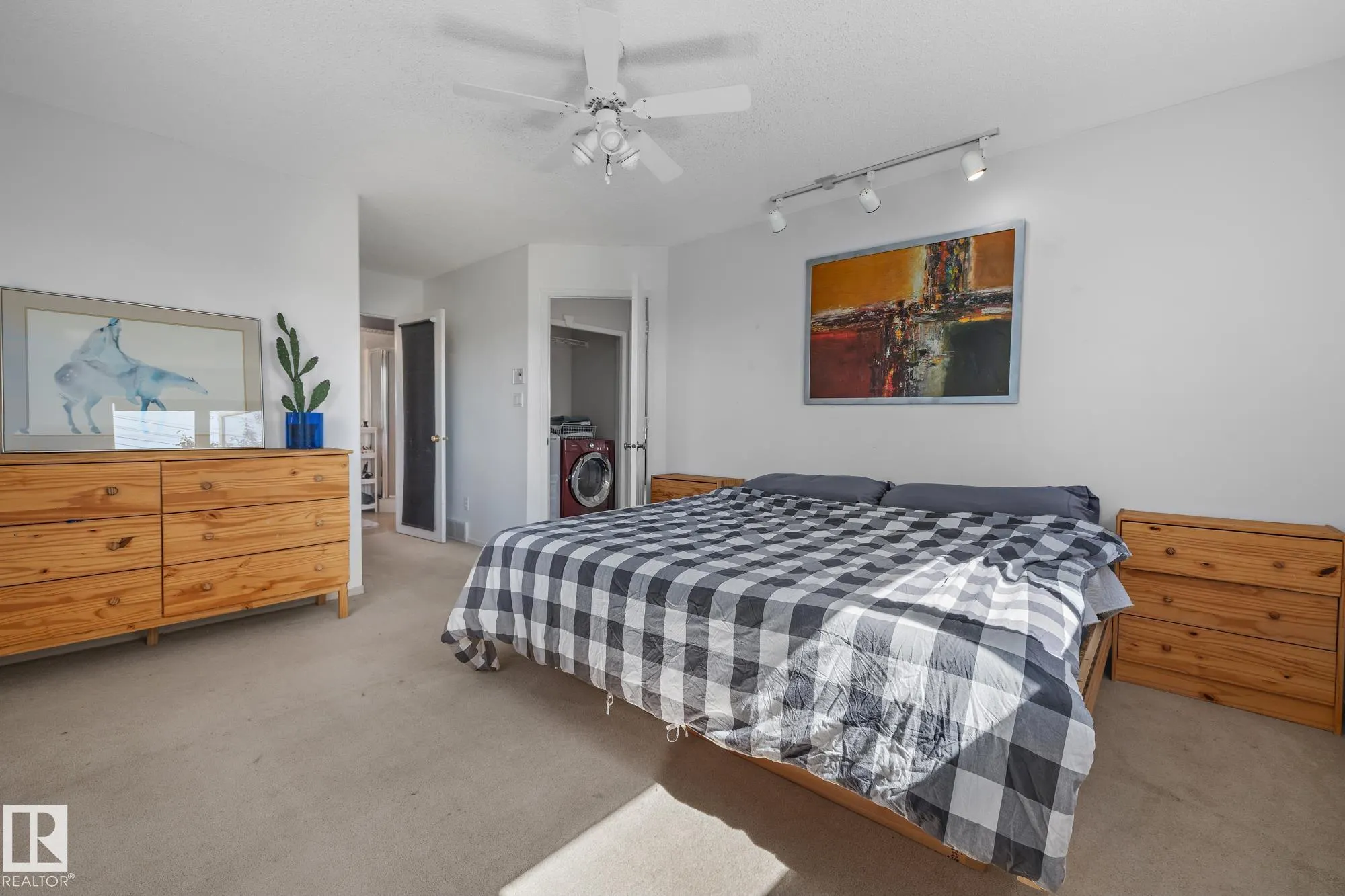 1237 CARTER CREST Road