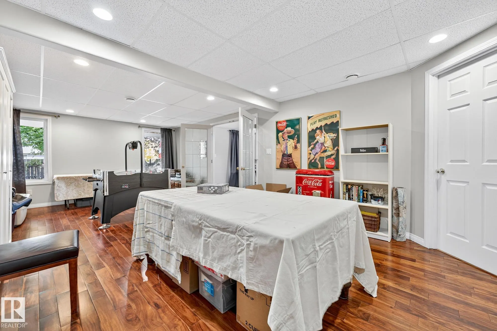 104 CHANCERY Point(e)