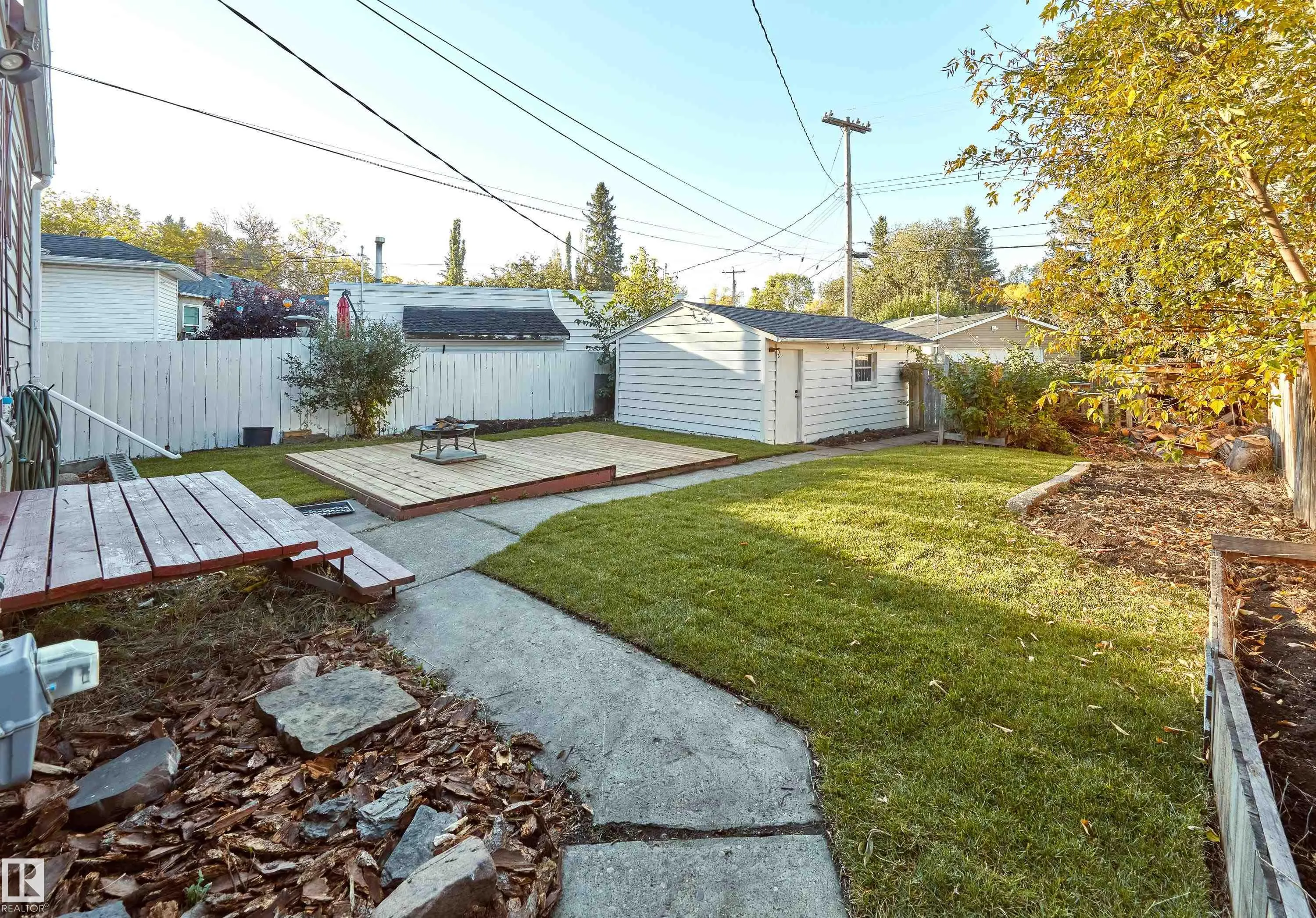 9203 CONNORS Road