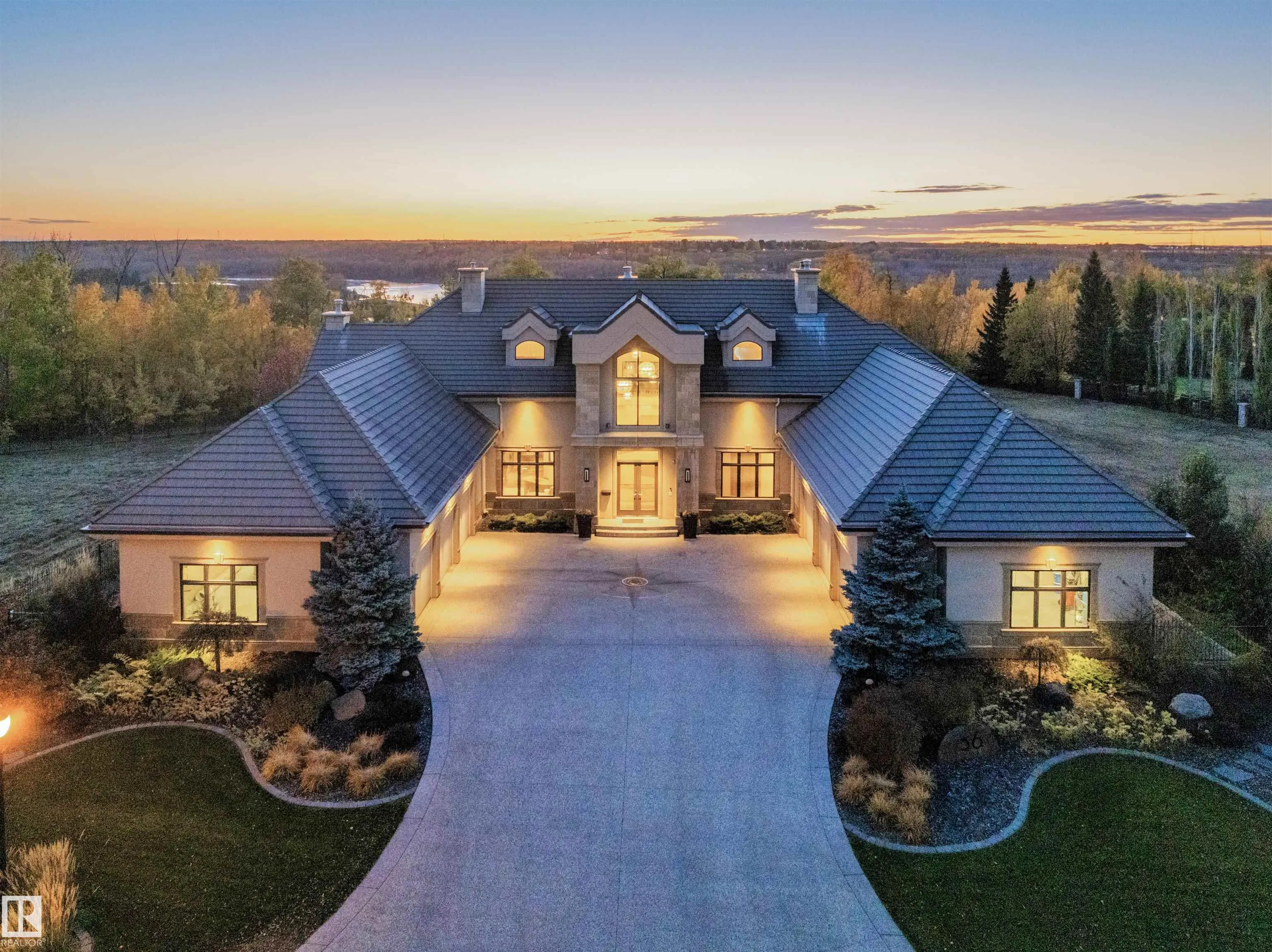 56 WINDERMERE Drive
