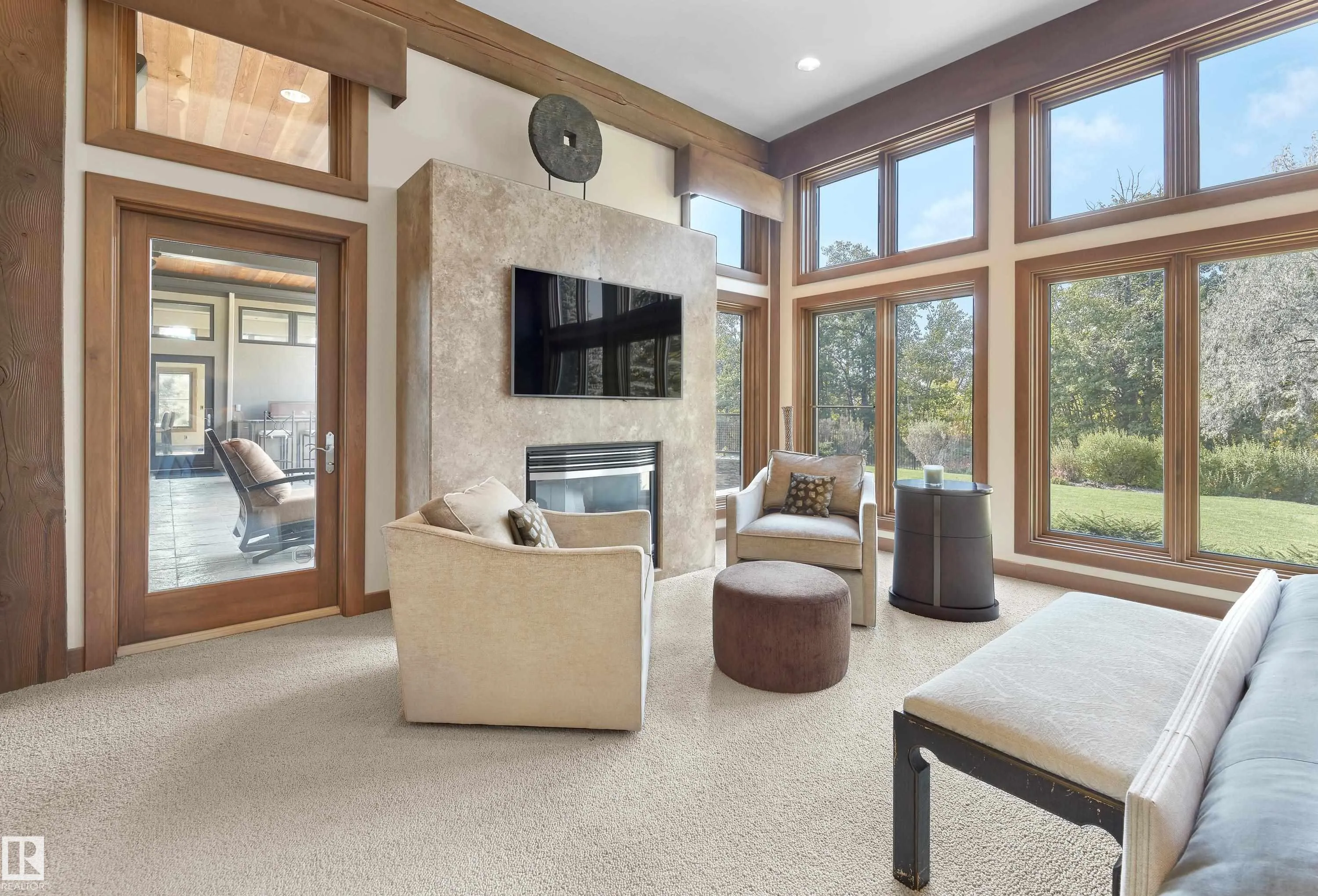 56 WINDERMERE Drive