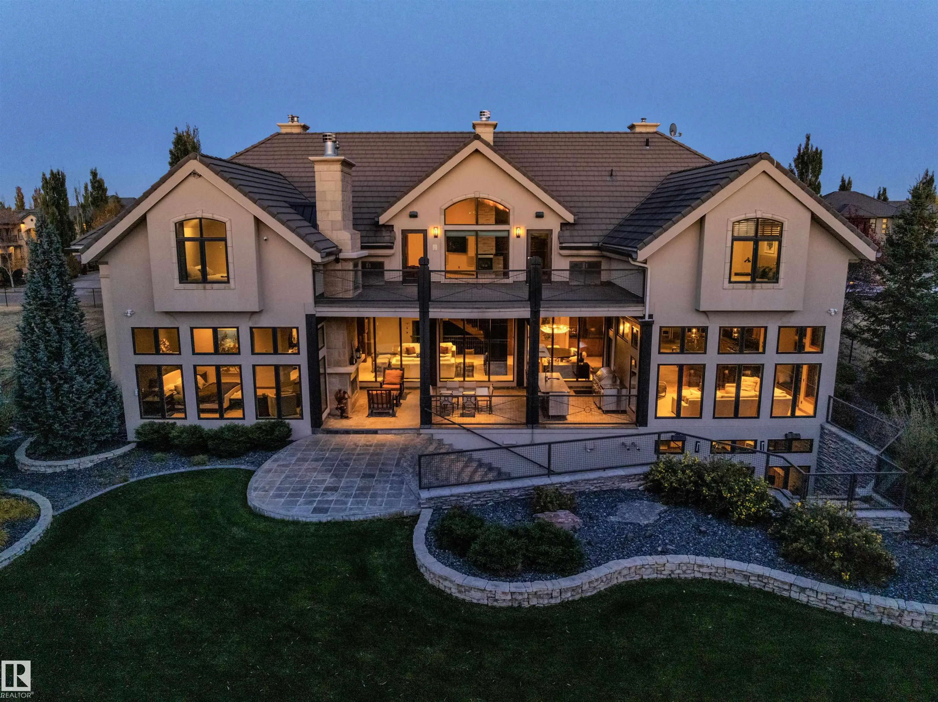 56 WINDERMERE Drive