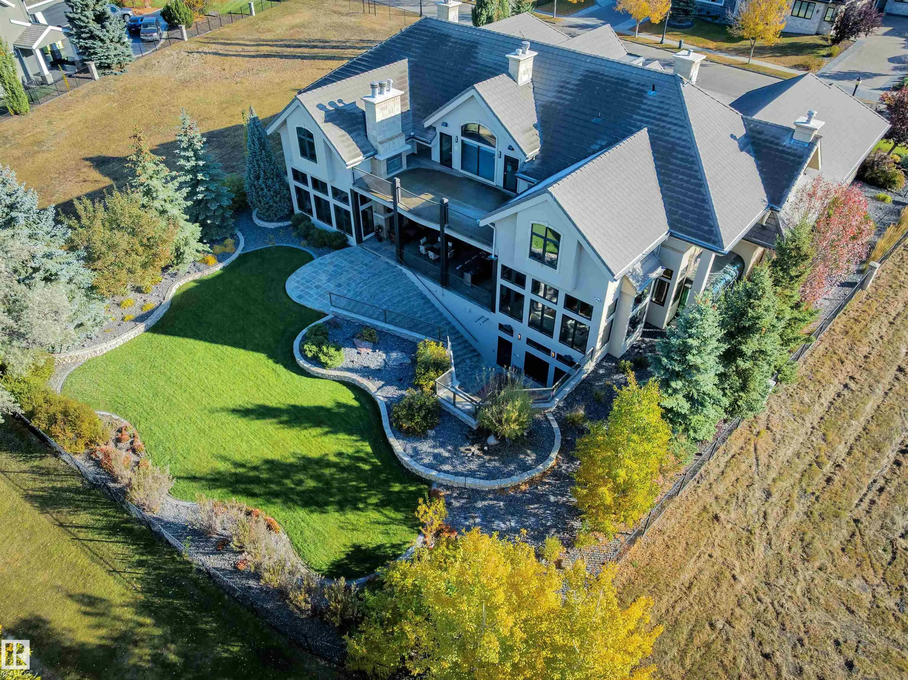 56 WINDERMERE Drive