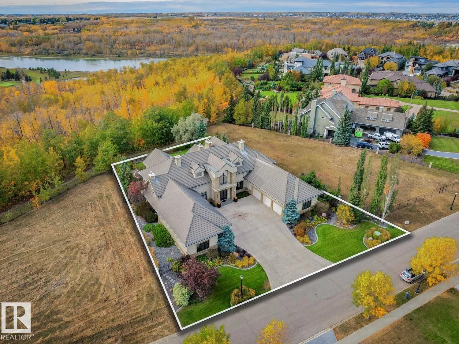 56 WINDERMERE Drive