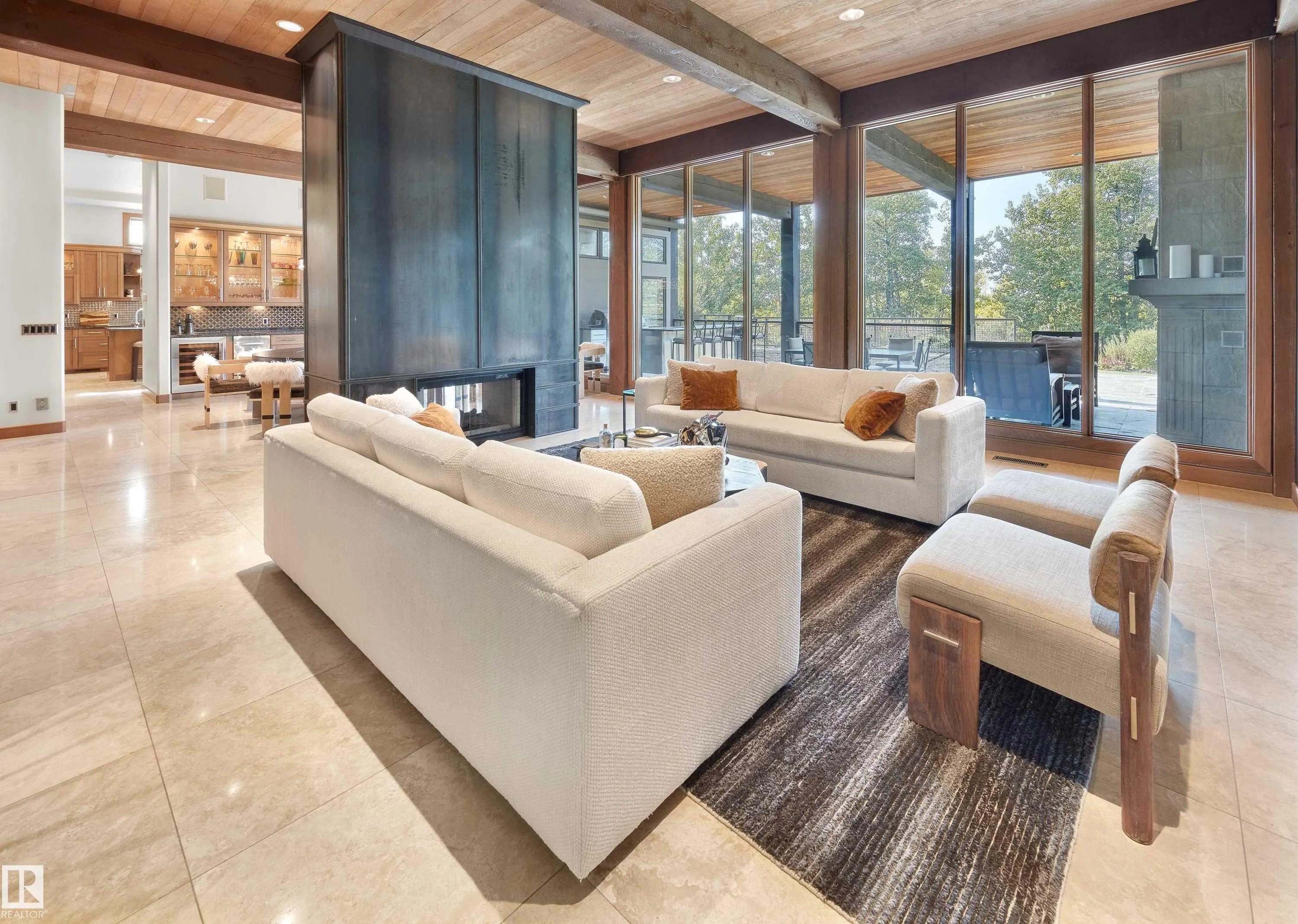 56 WINDERMERE Drive