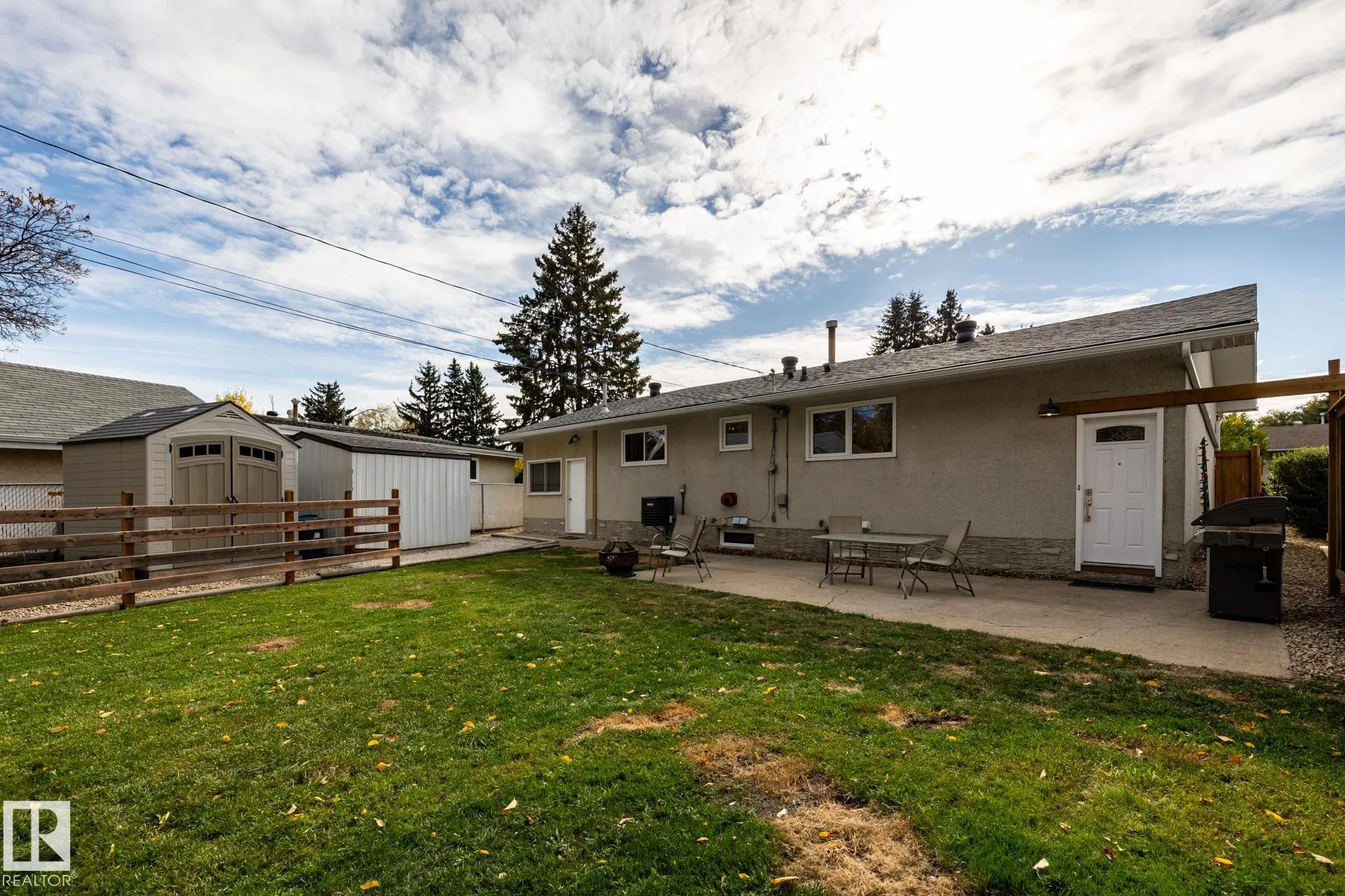 50 SPRINGFIELD Crescent