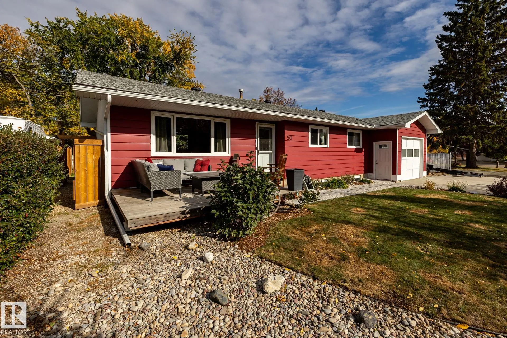 50 SPRINGFIELD Crescent