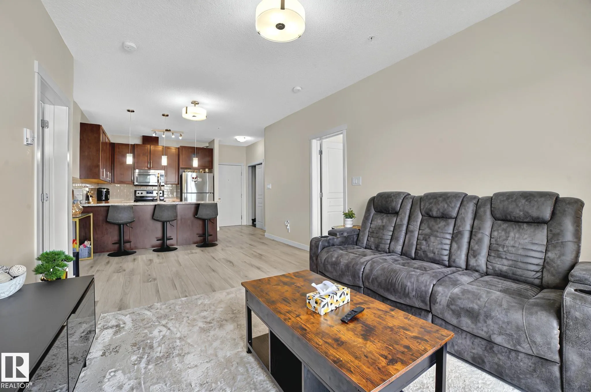 812 WELSH Drive