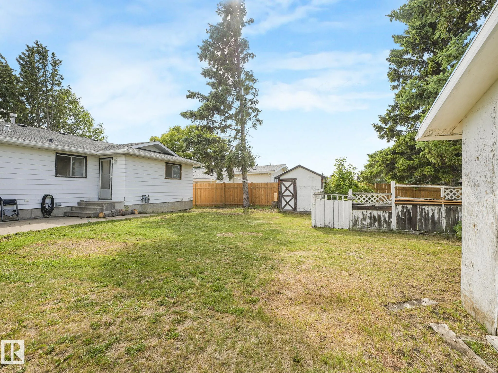 5546 CENTENNIAL Drive