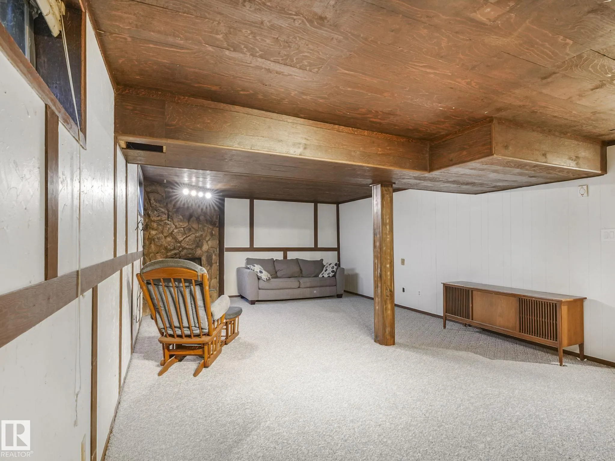 5546 CENTENNIAL Drive