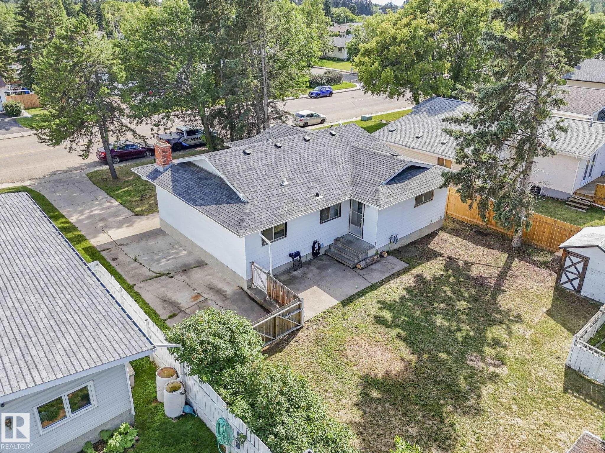 5546 CENTENNIAL Drive