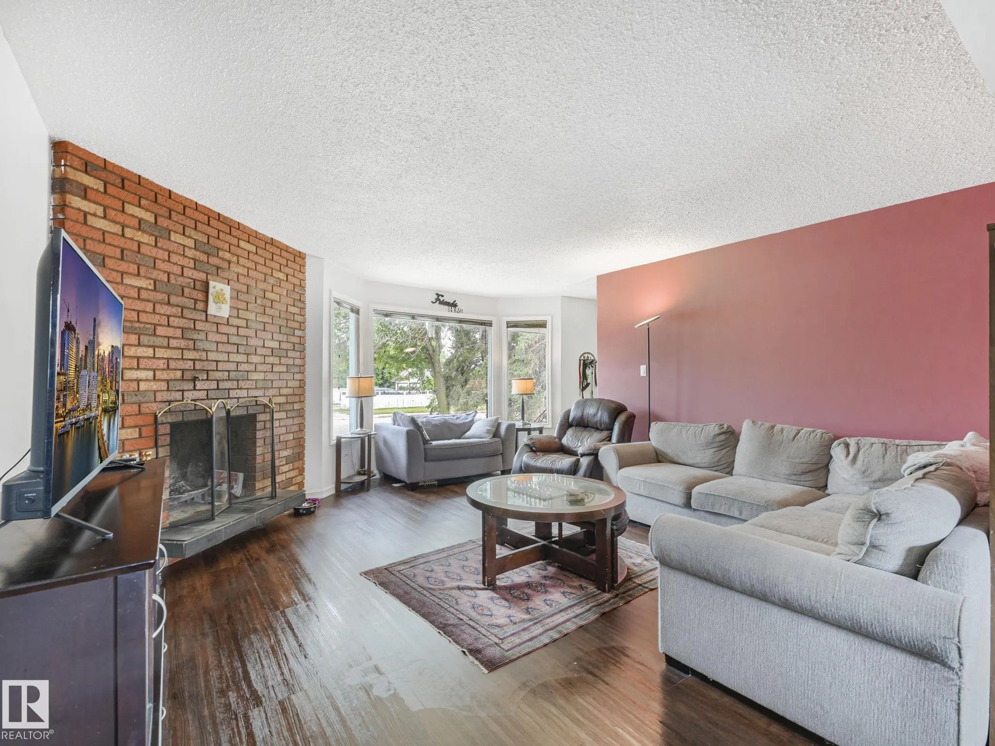 5546 CENTENNIAL Drive