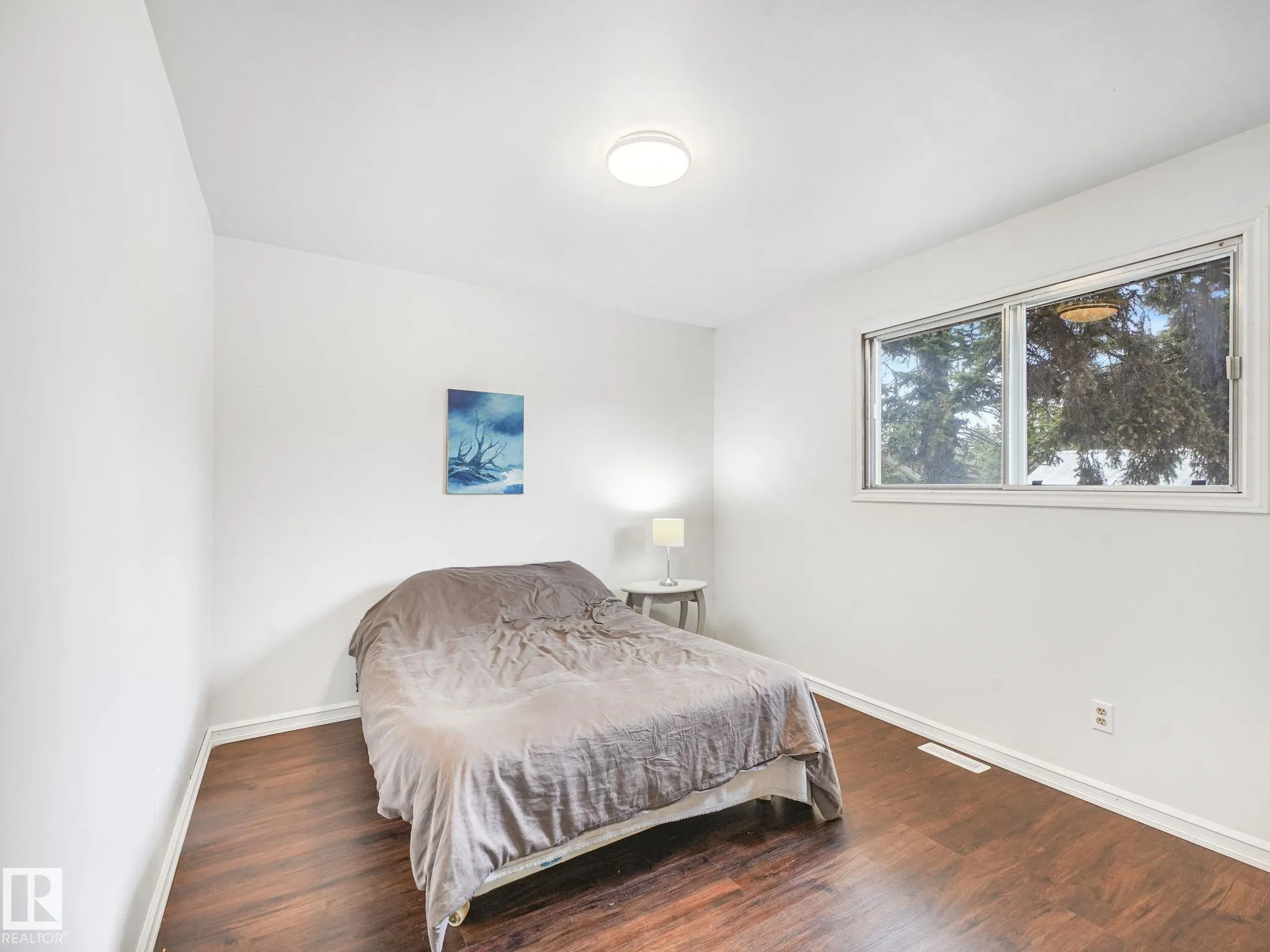 5546 CENTENNIAL Drive