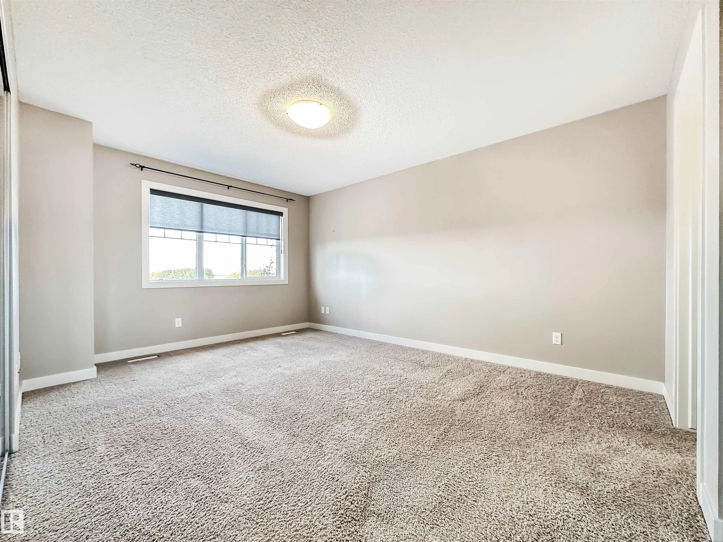 1005 GRAYDON HILL Boulevard