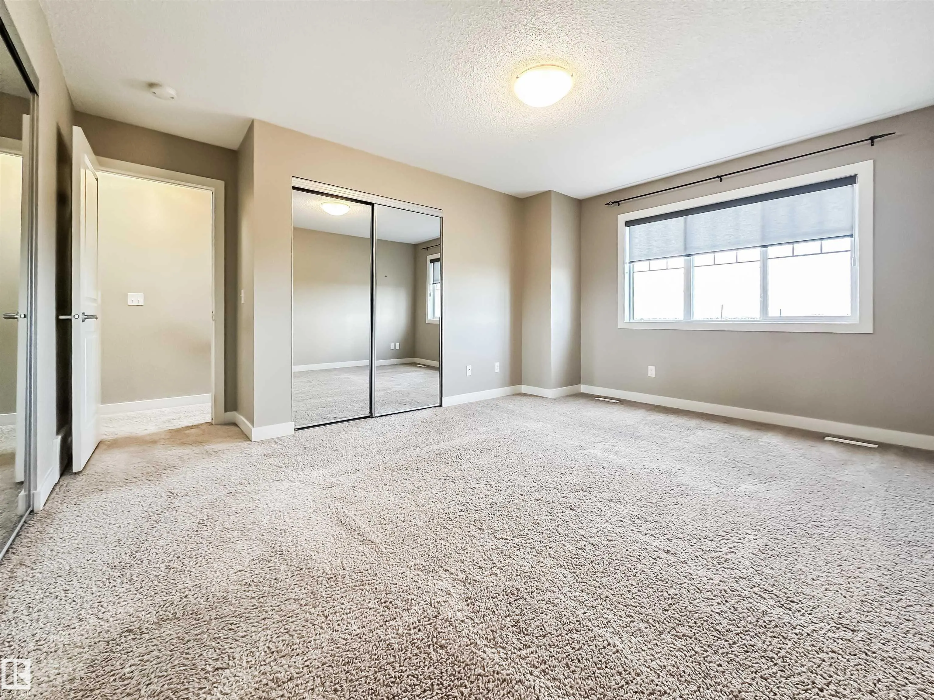 1005 GRAYDON HILL Boulevard