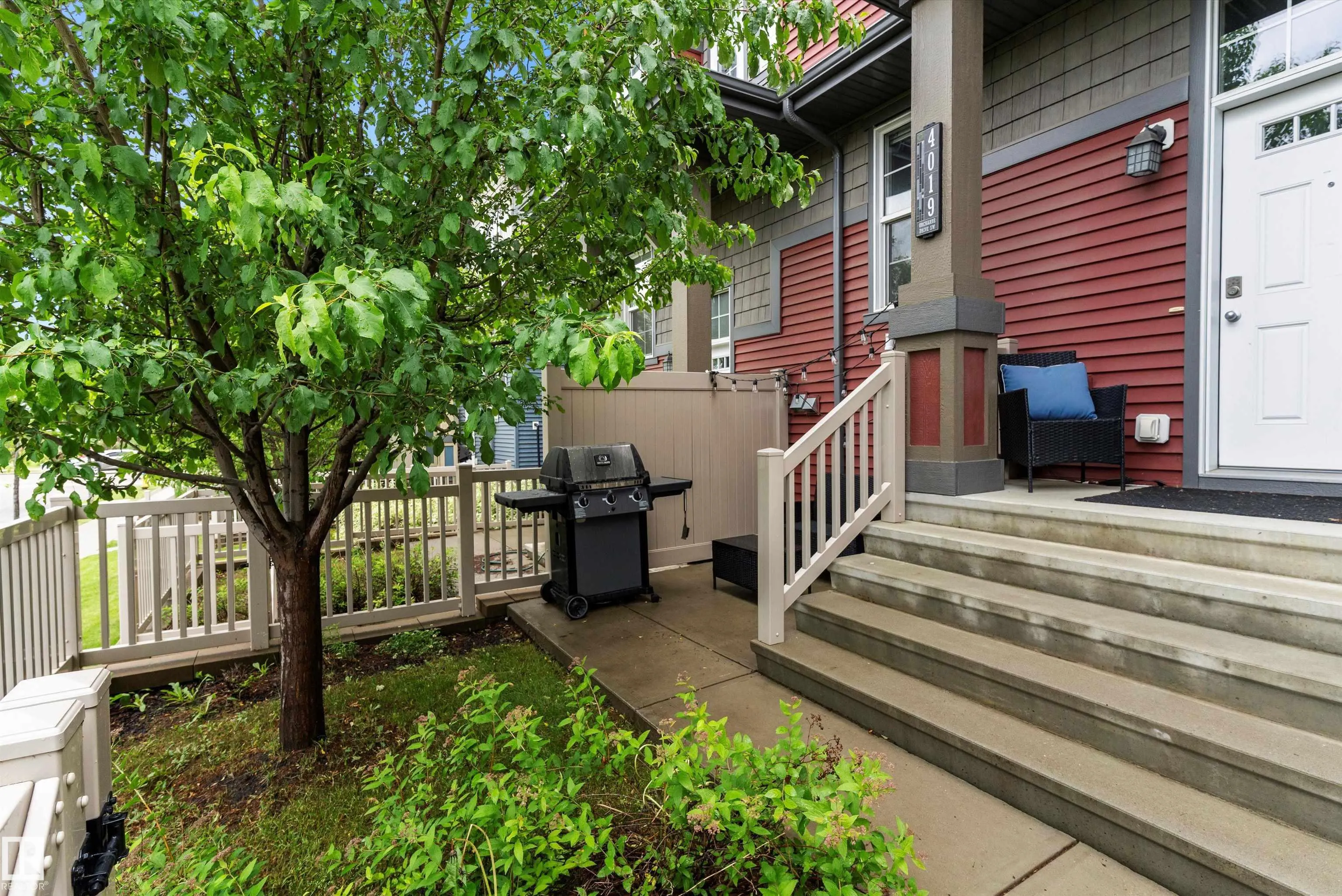 4019 ORCHARDS Drive