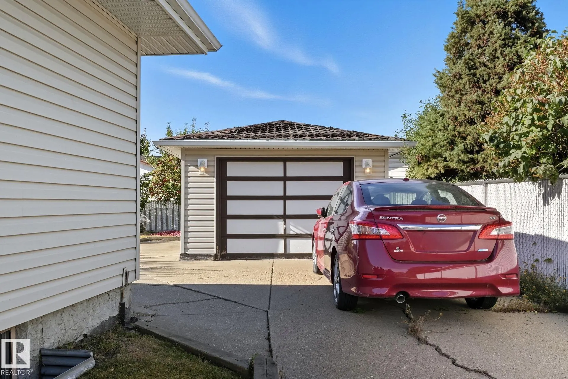 14208 30 Street