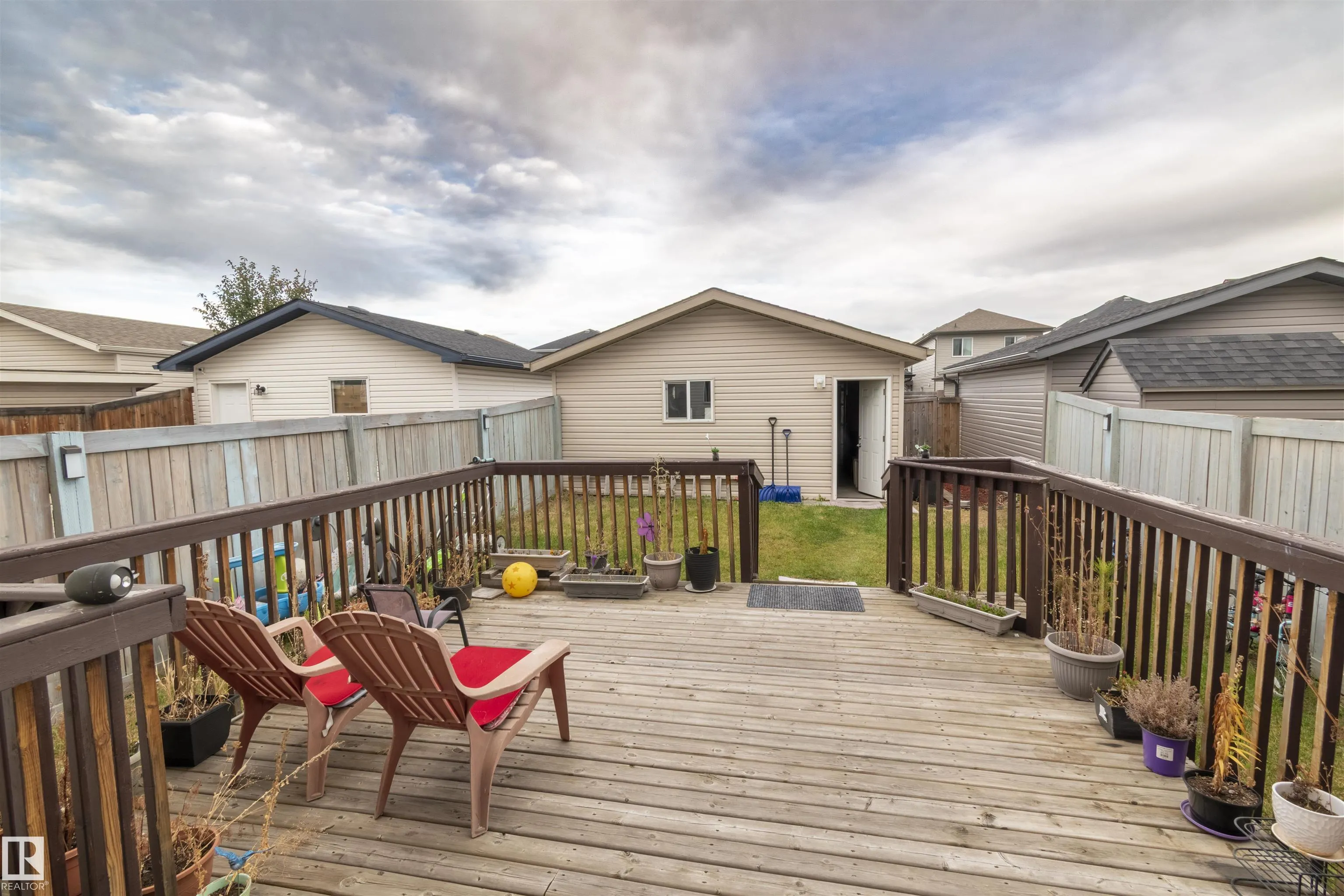 3019 ARTHURS Crescent