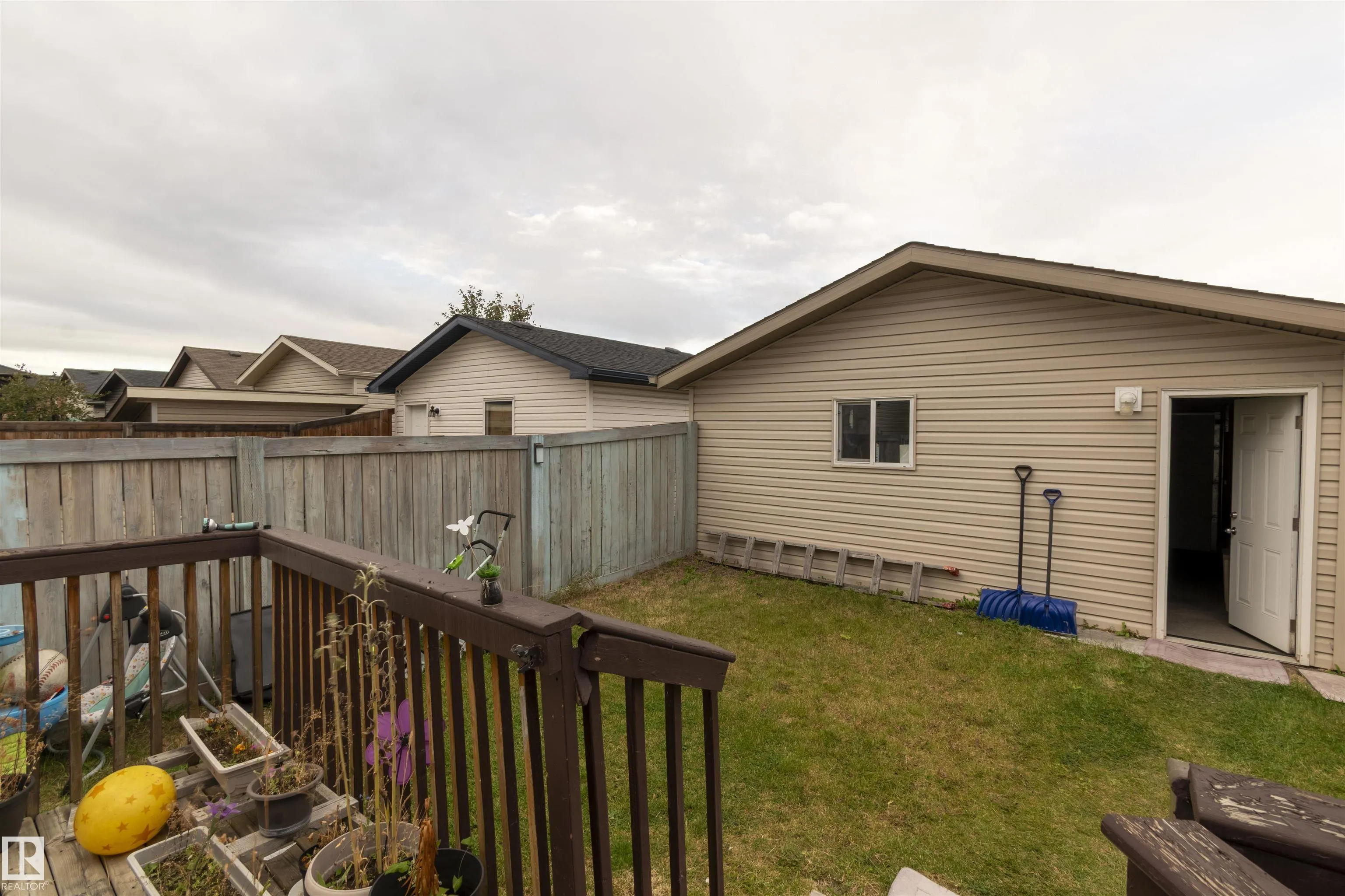 3019 ARTHURS Crescent