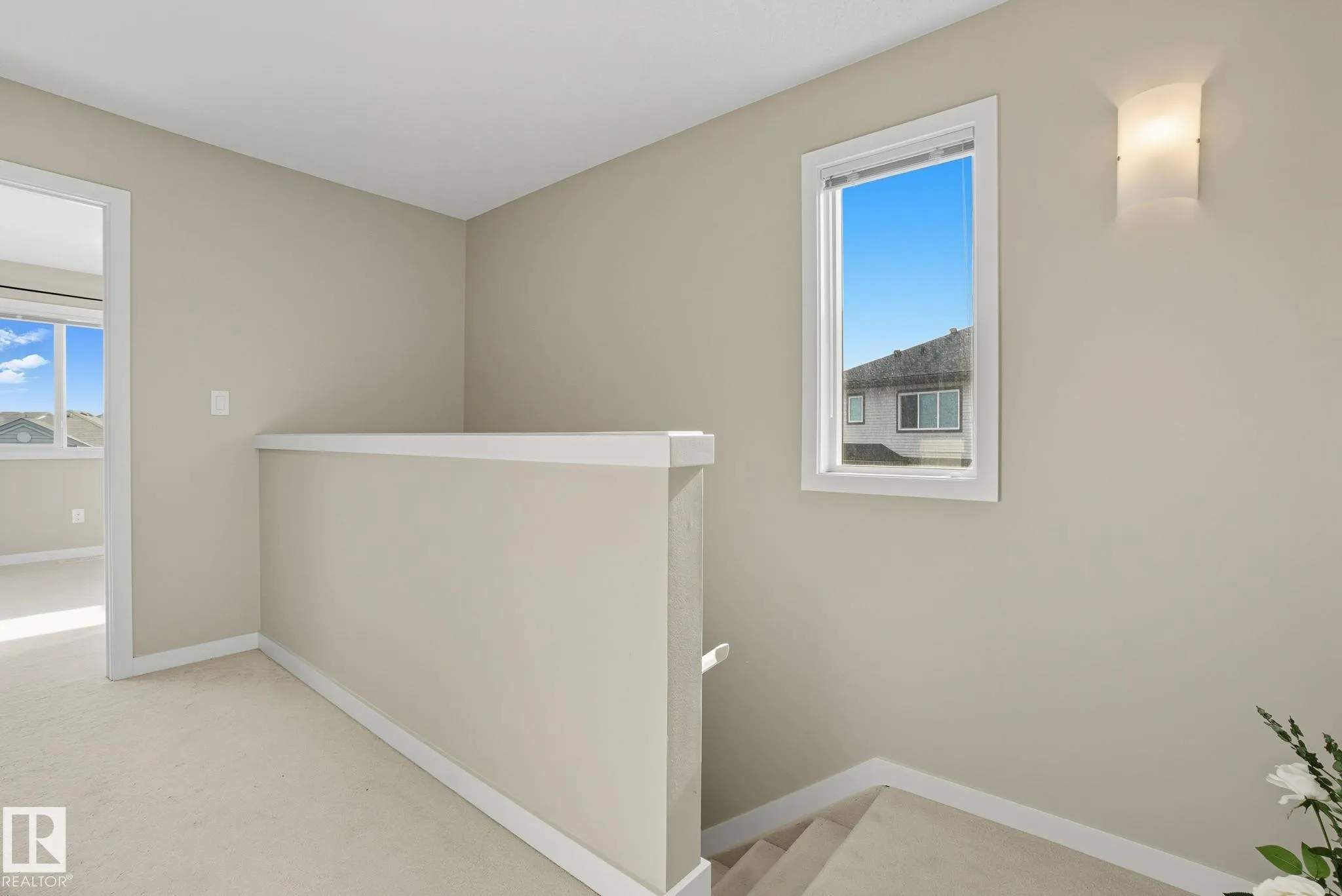1604 33A Street