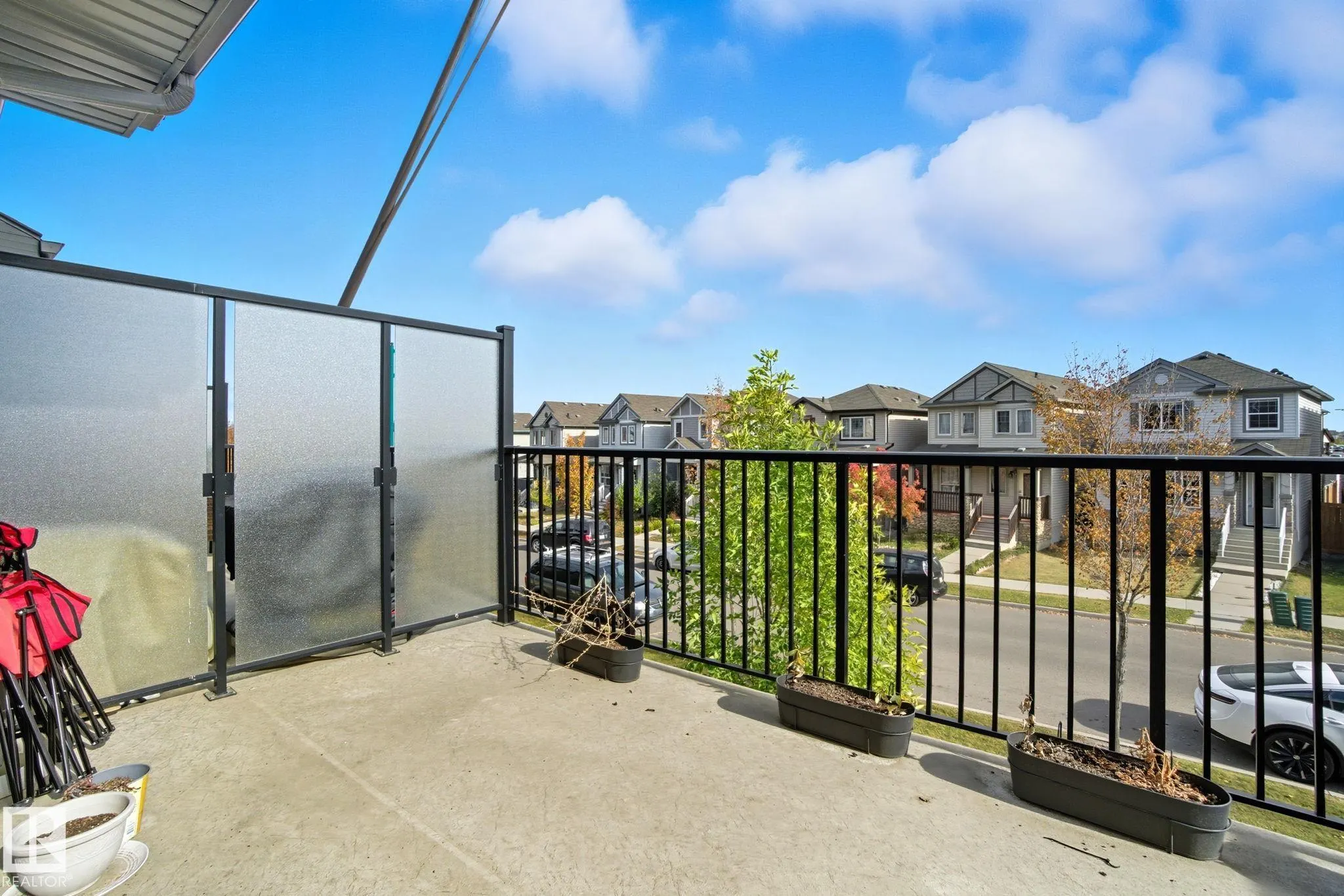 1604 33A Street