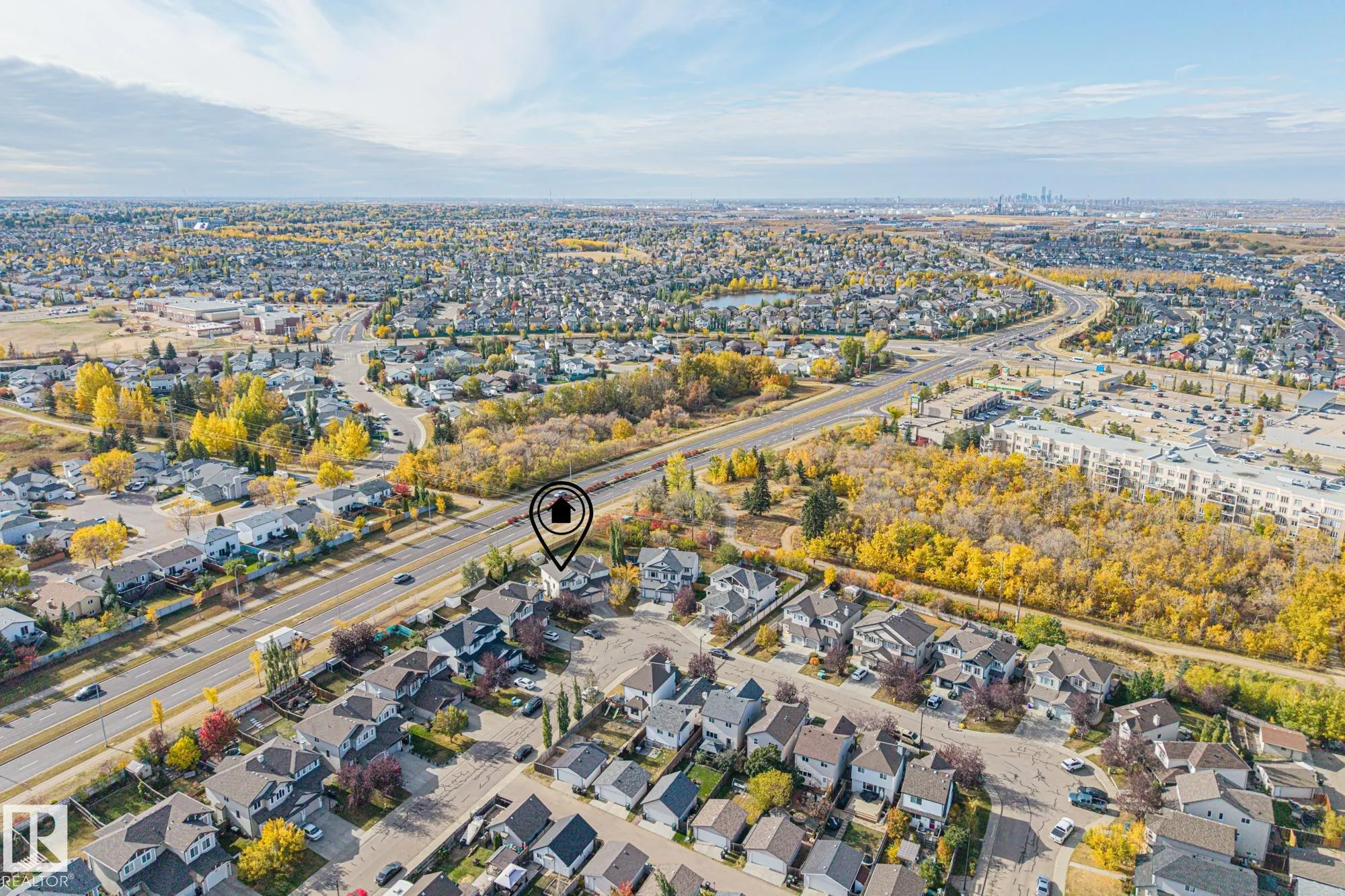 355 SUMMERTON Crescent