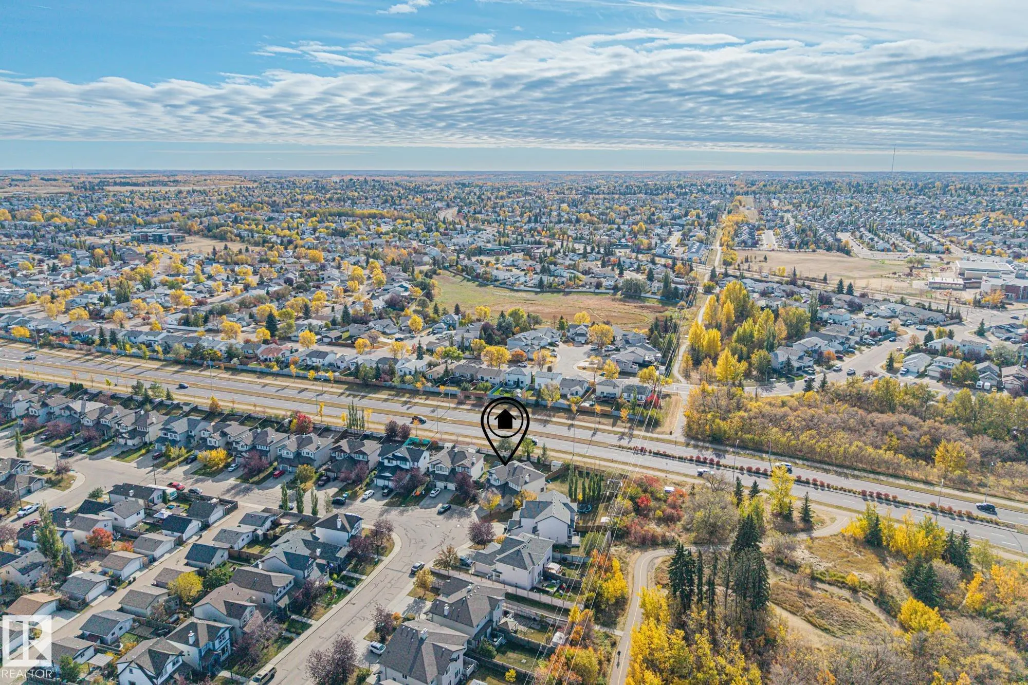 355 SUMMERTON Crescent