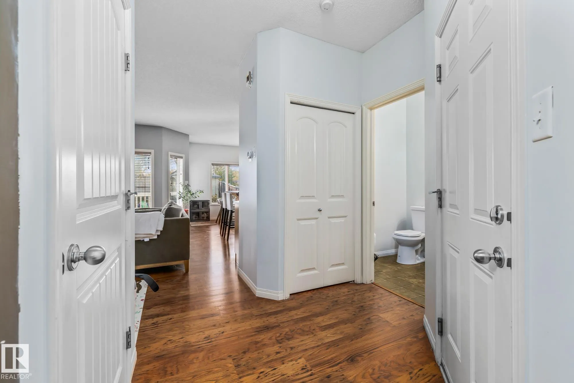 355 SUMMERTON Crescent