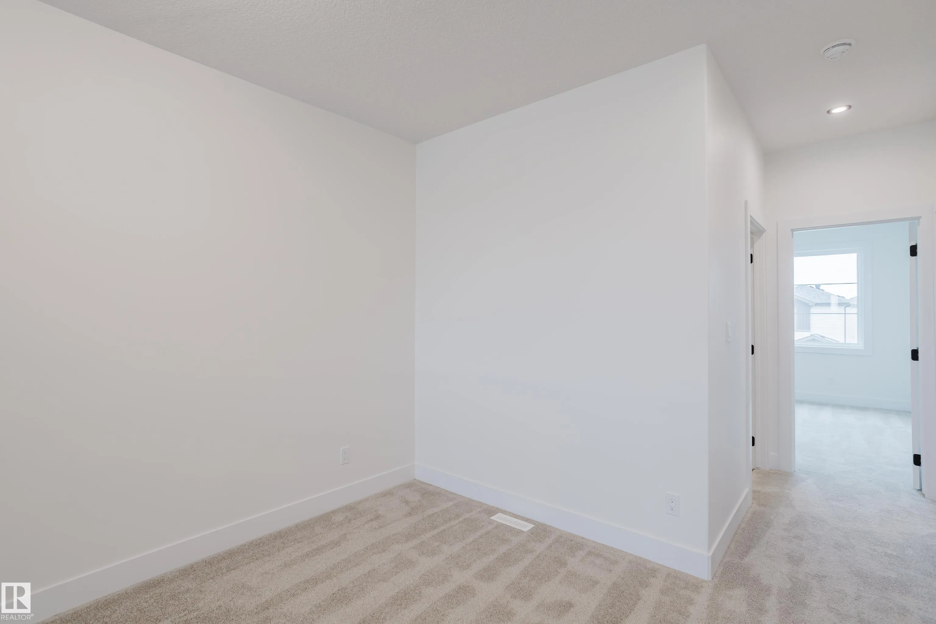 341 Munn Way