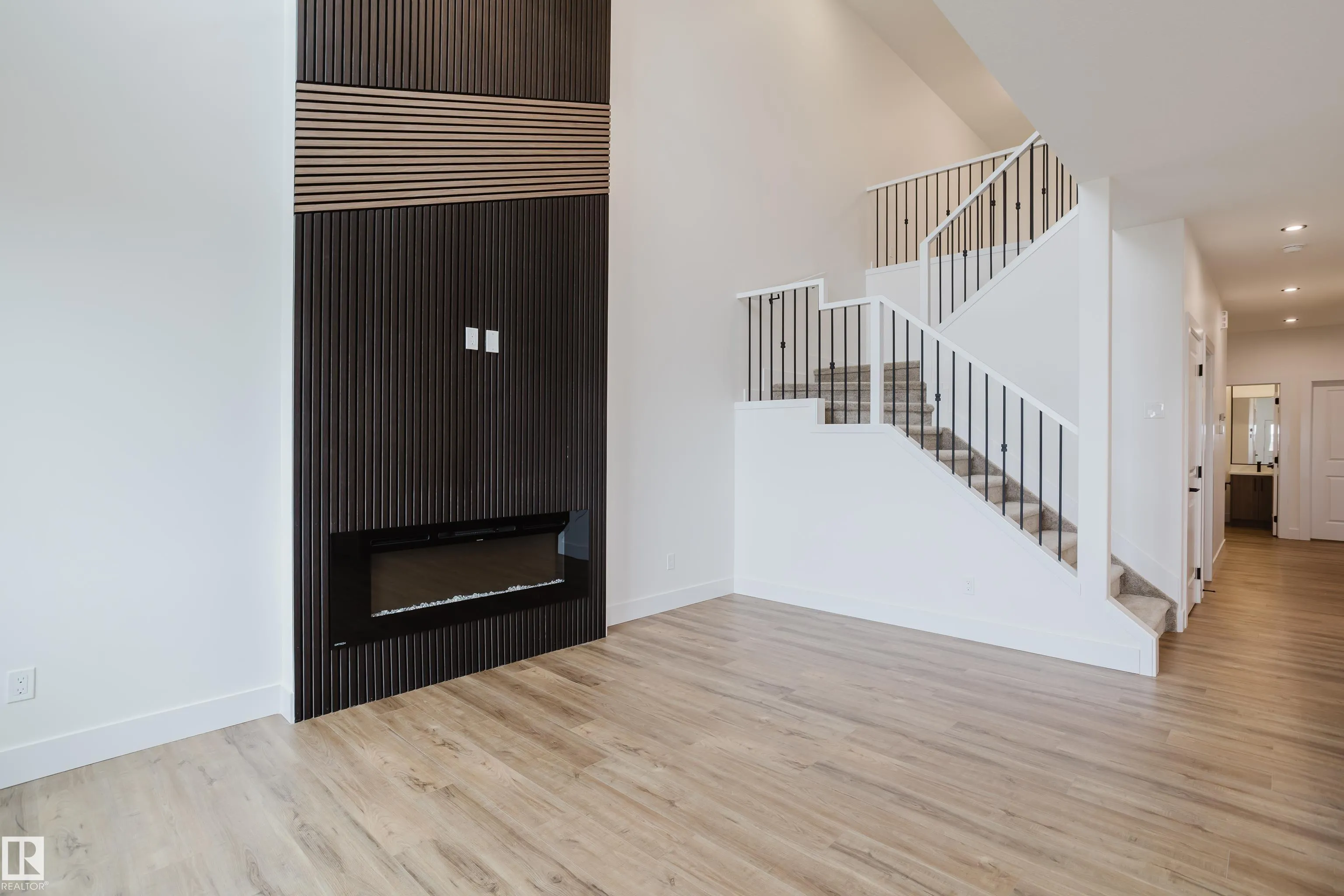341 Munn Way