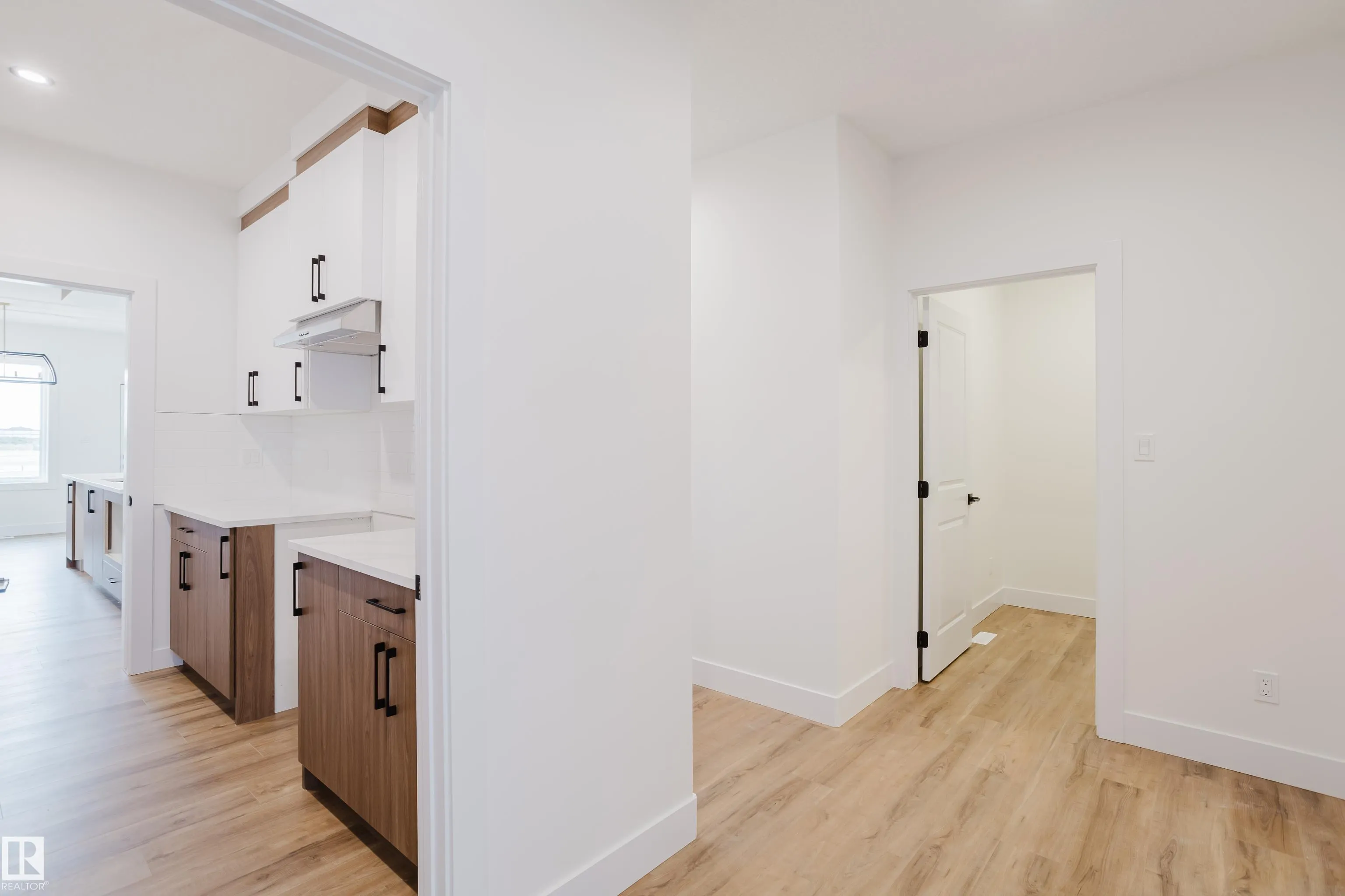 341 Munn Way