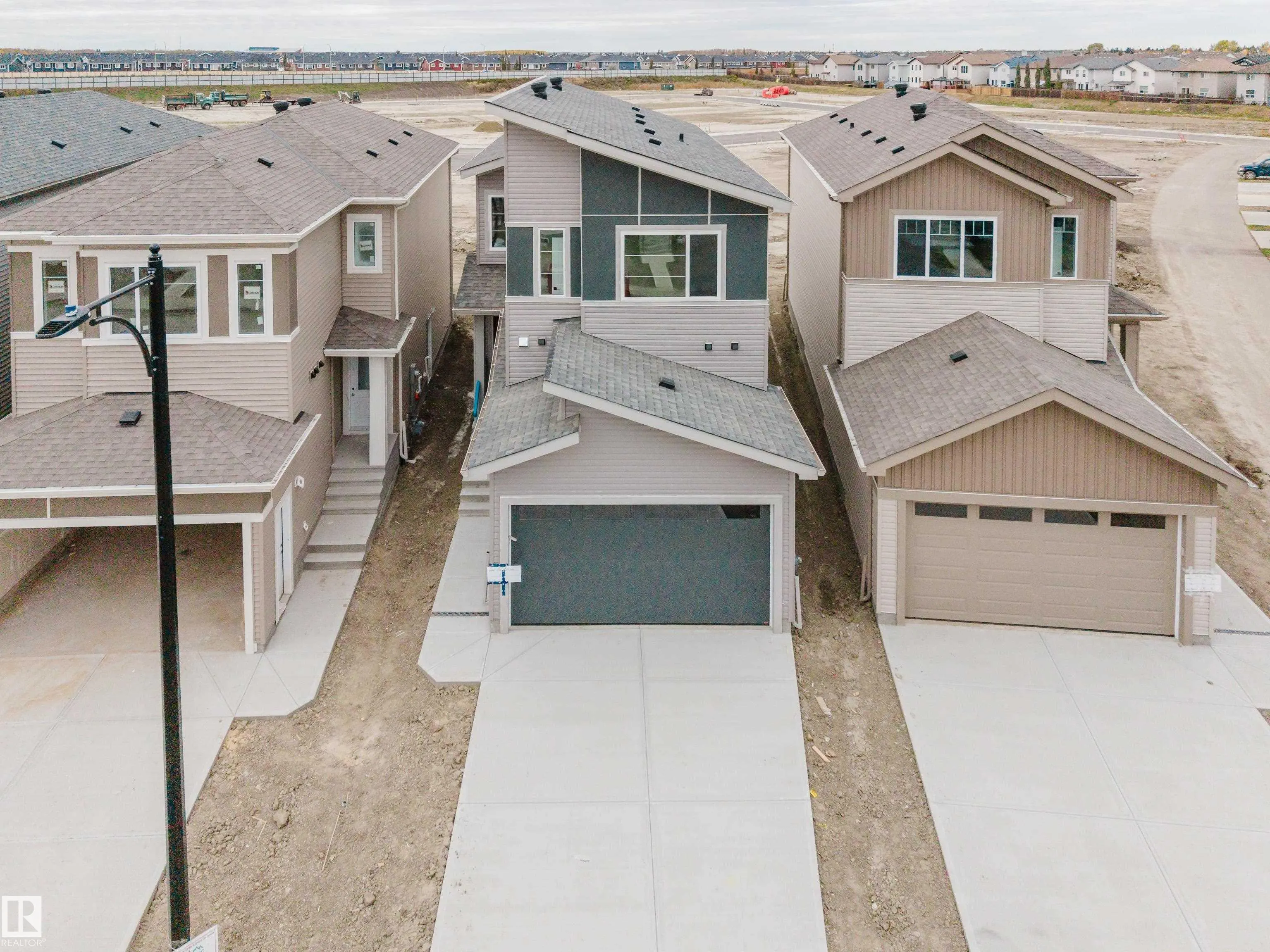 341 Munn Way