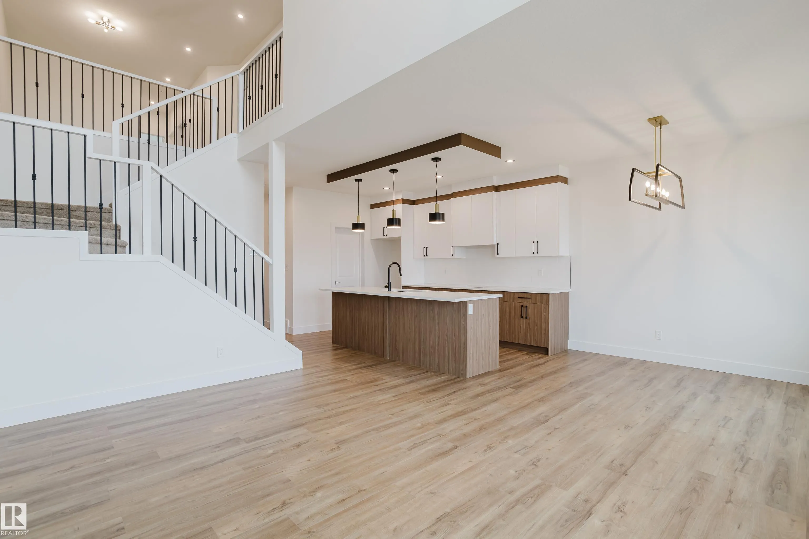 341 Munn Way