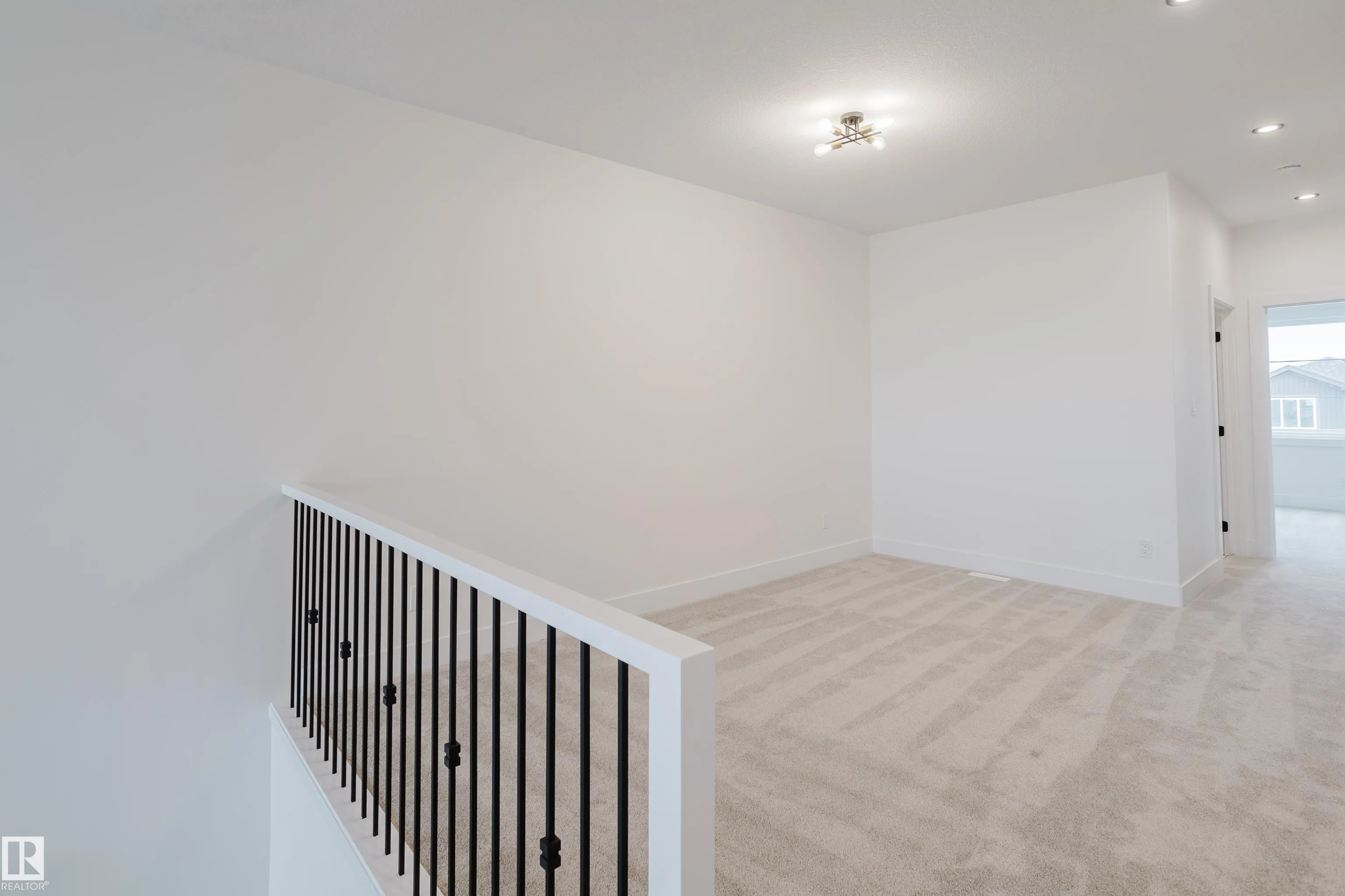 341 Munn Way