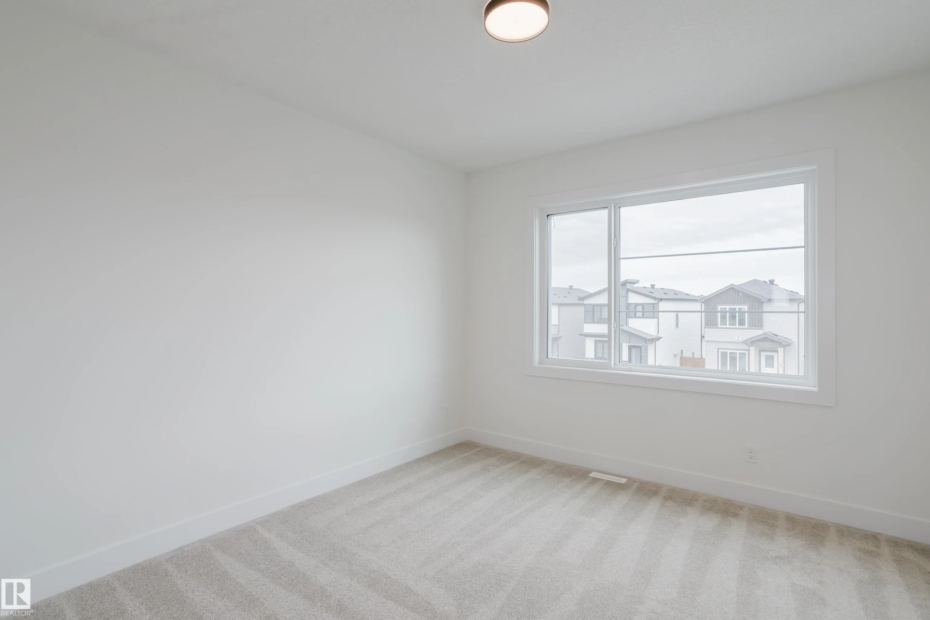 341 Munn Way