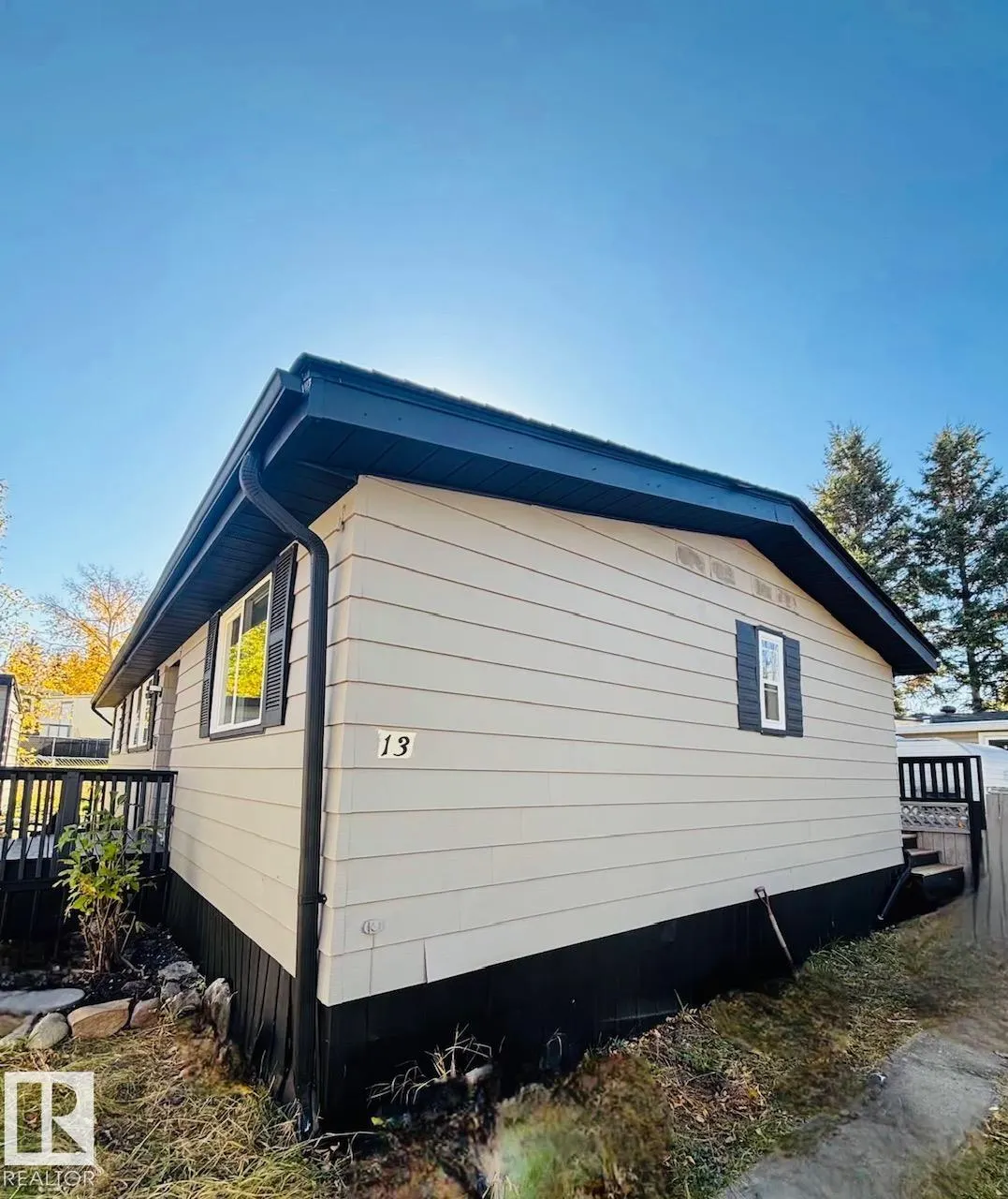 13 Maple Terrace