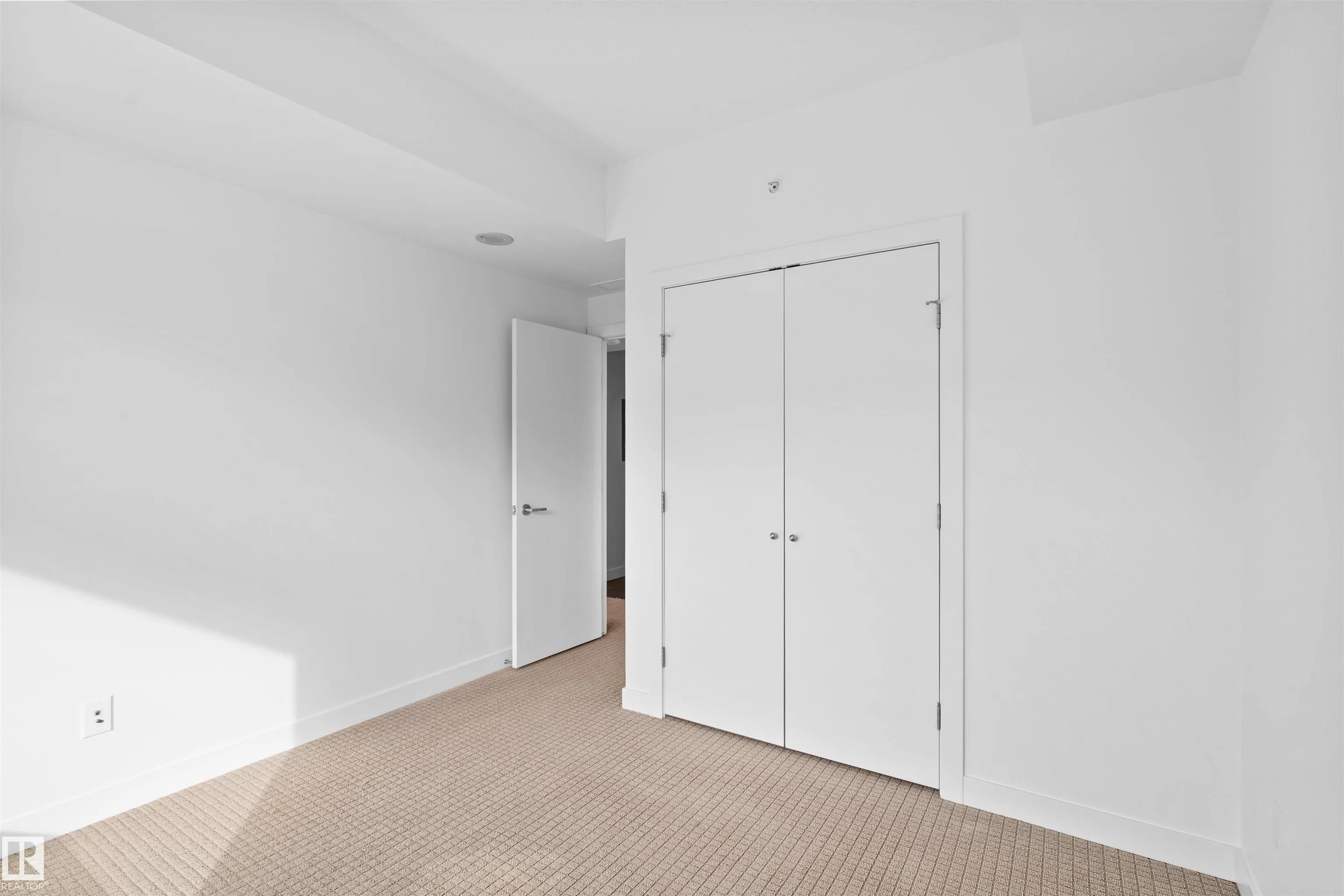 2606 109 Street