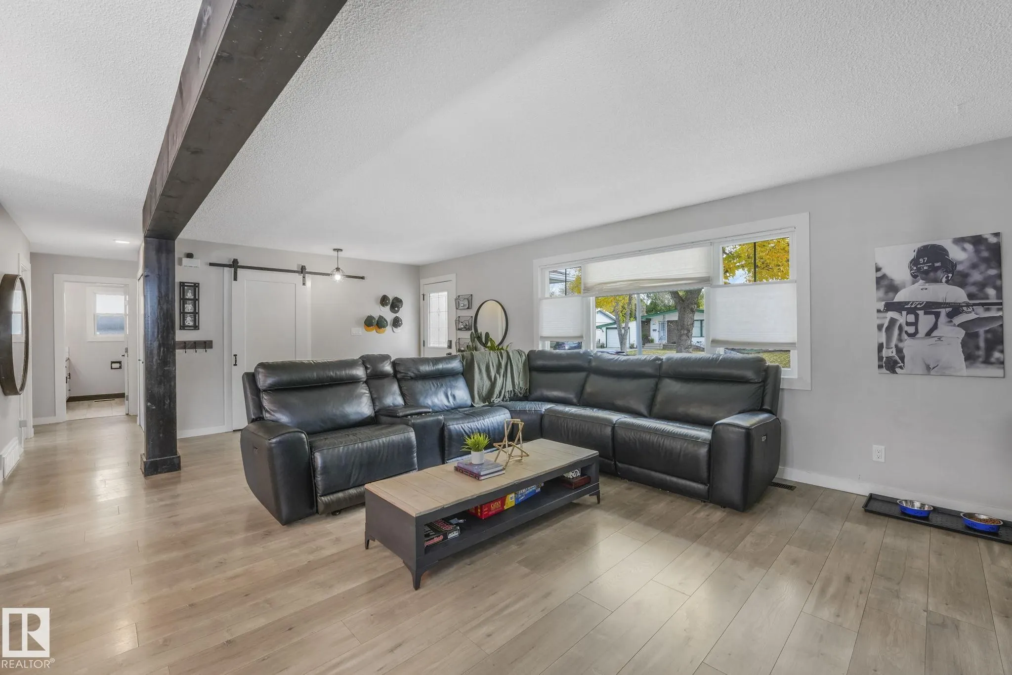 1020 MONY PENNY Crescent