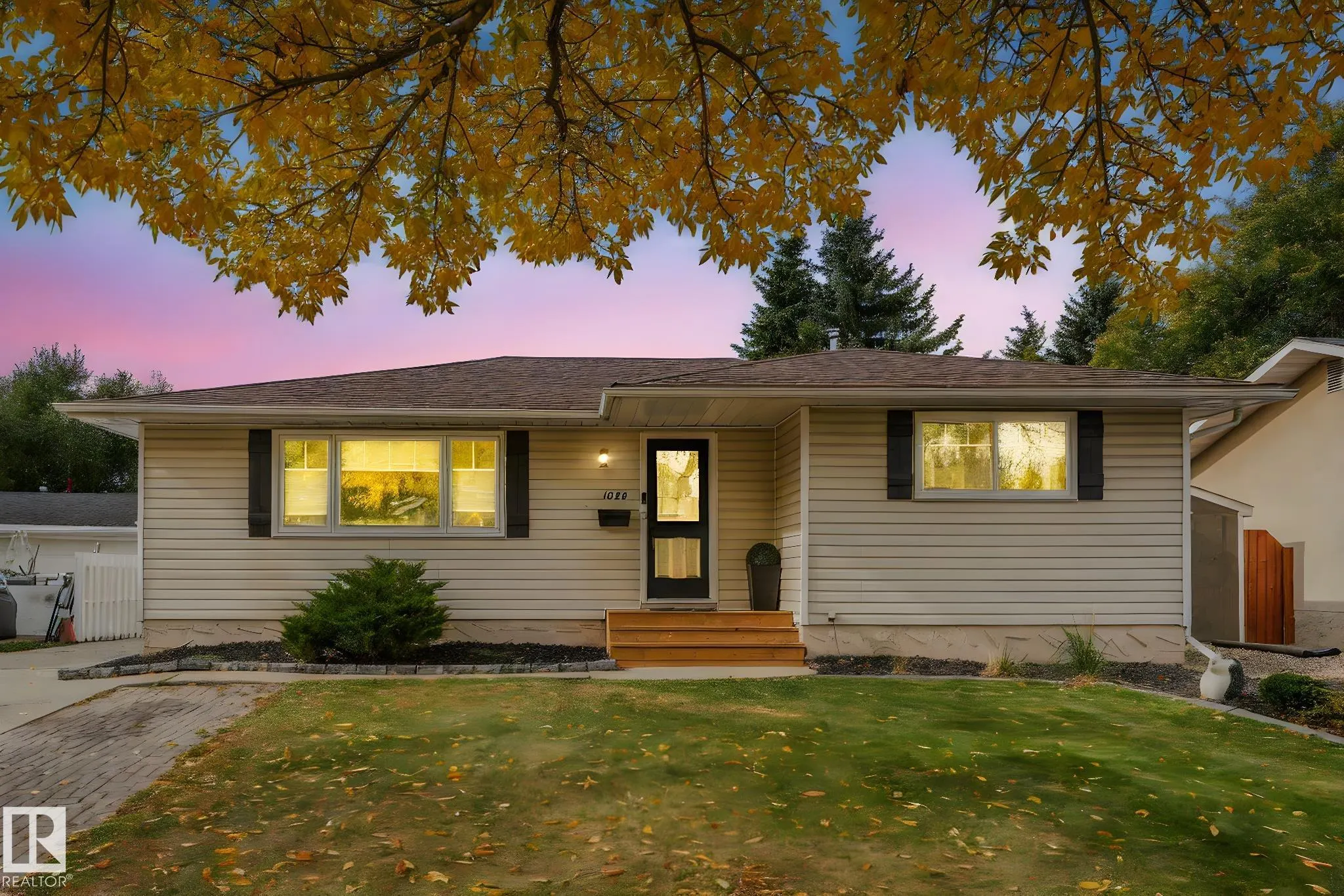 1020 MONY PENNY Crescent