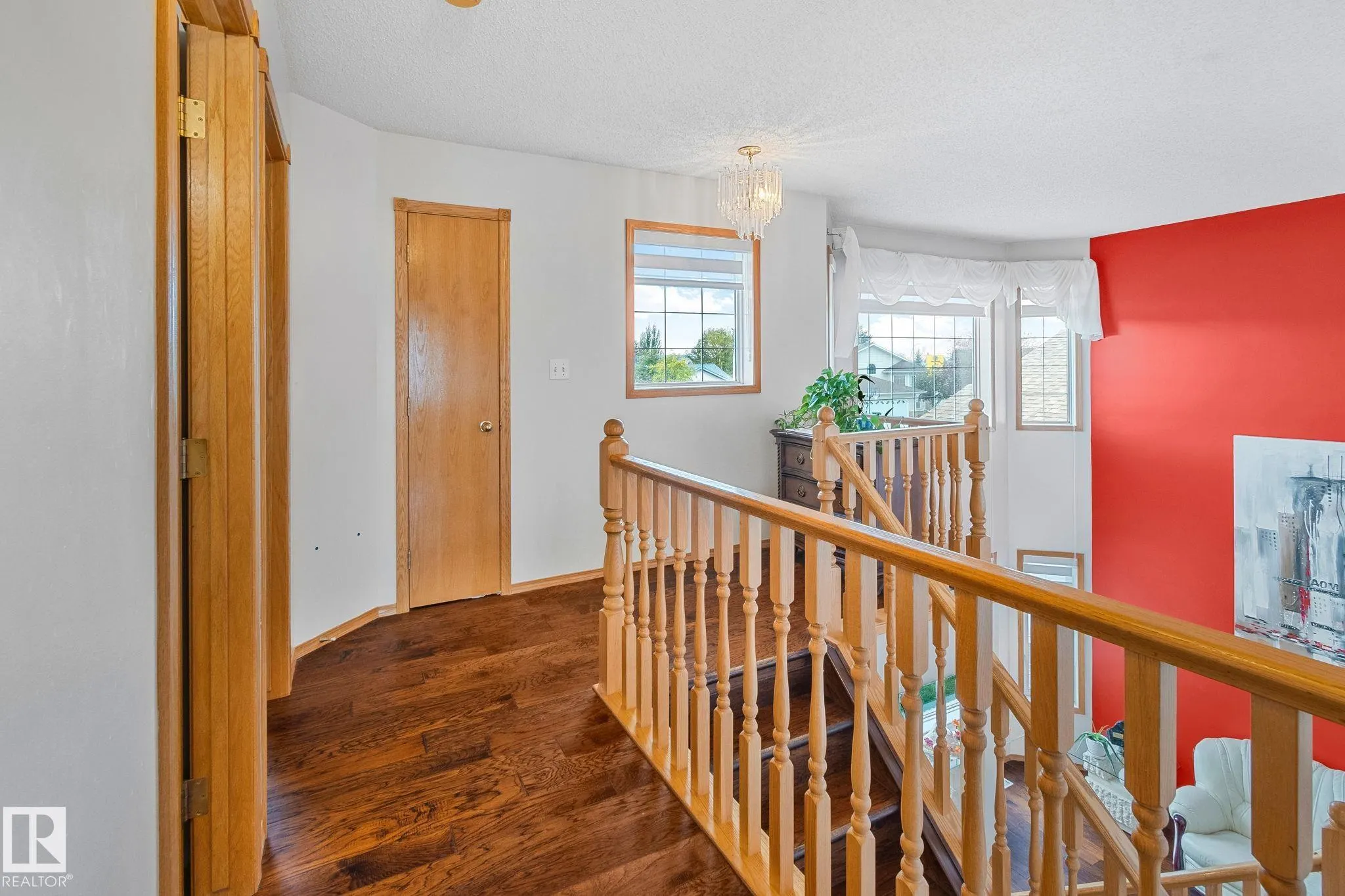 1238 Joyce Crescent