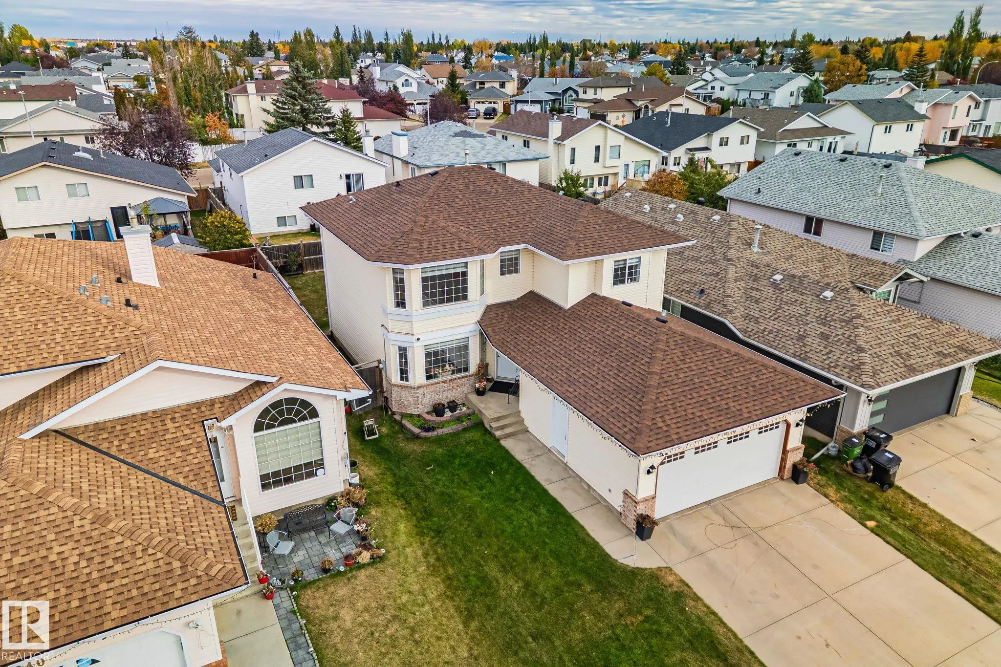 1238 Joyce Crescent
